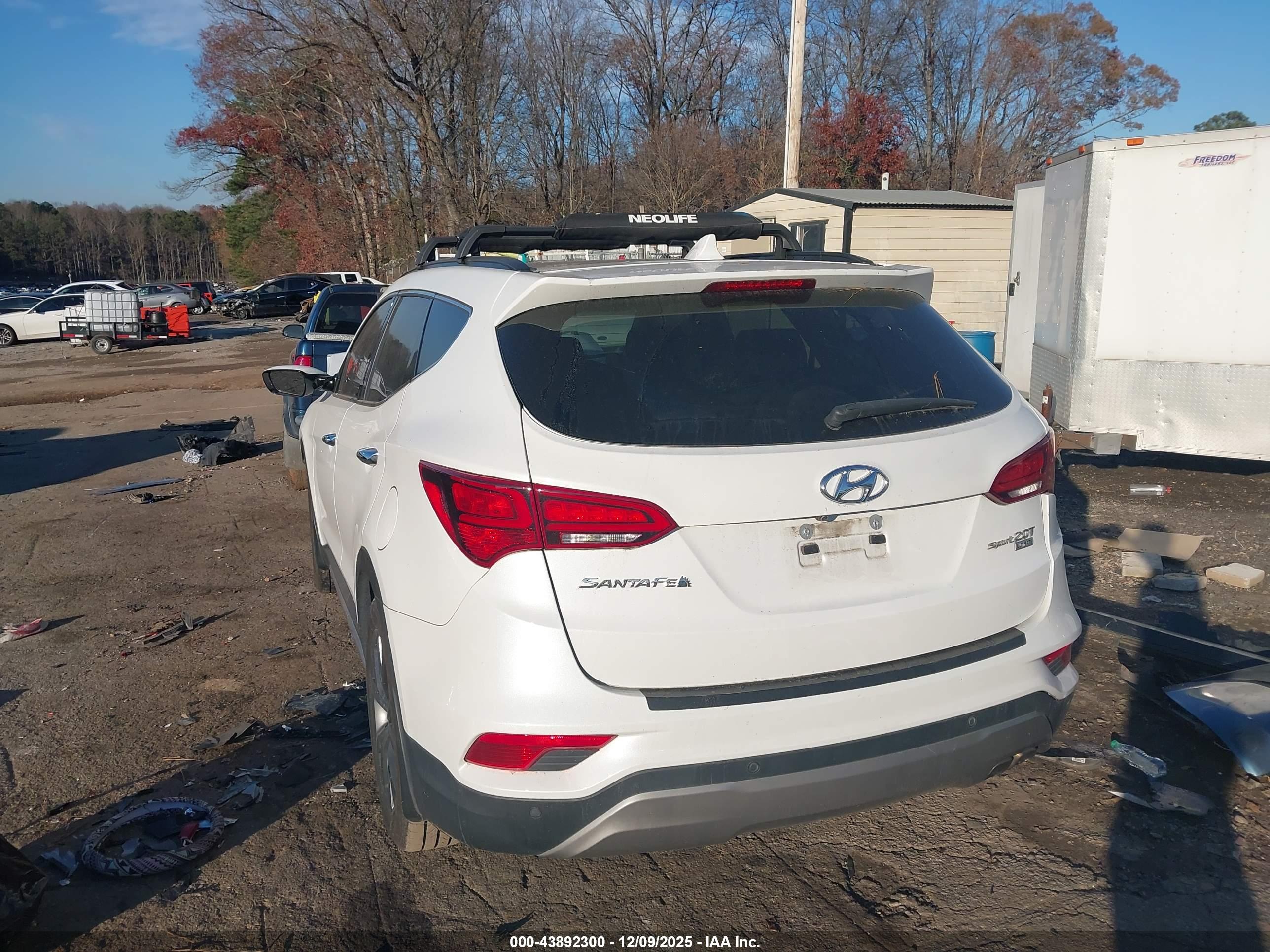 HYUNDAI SANTA image 3