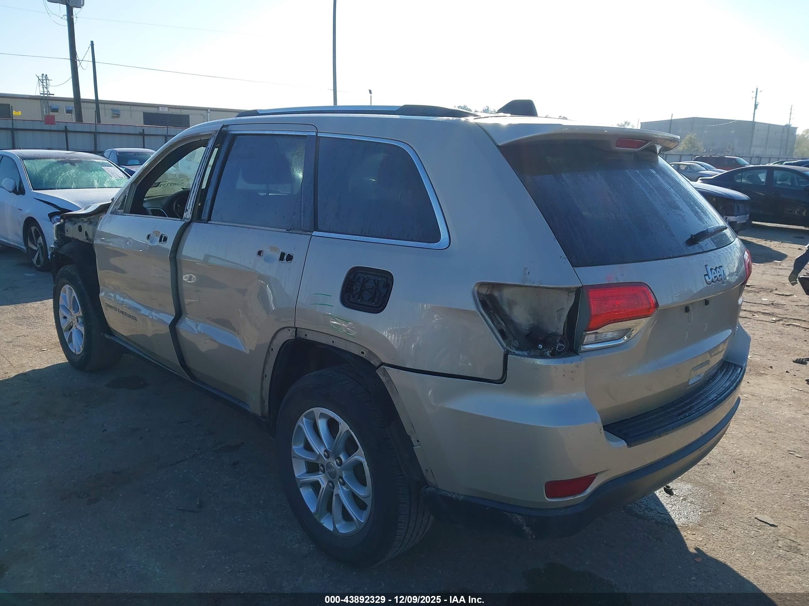 JEEP GRAND image 3