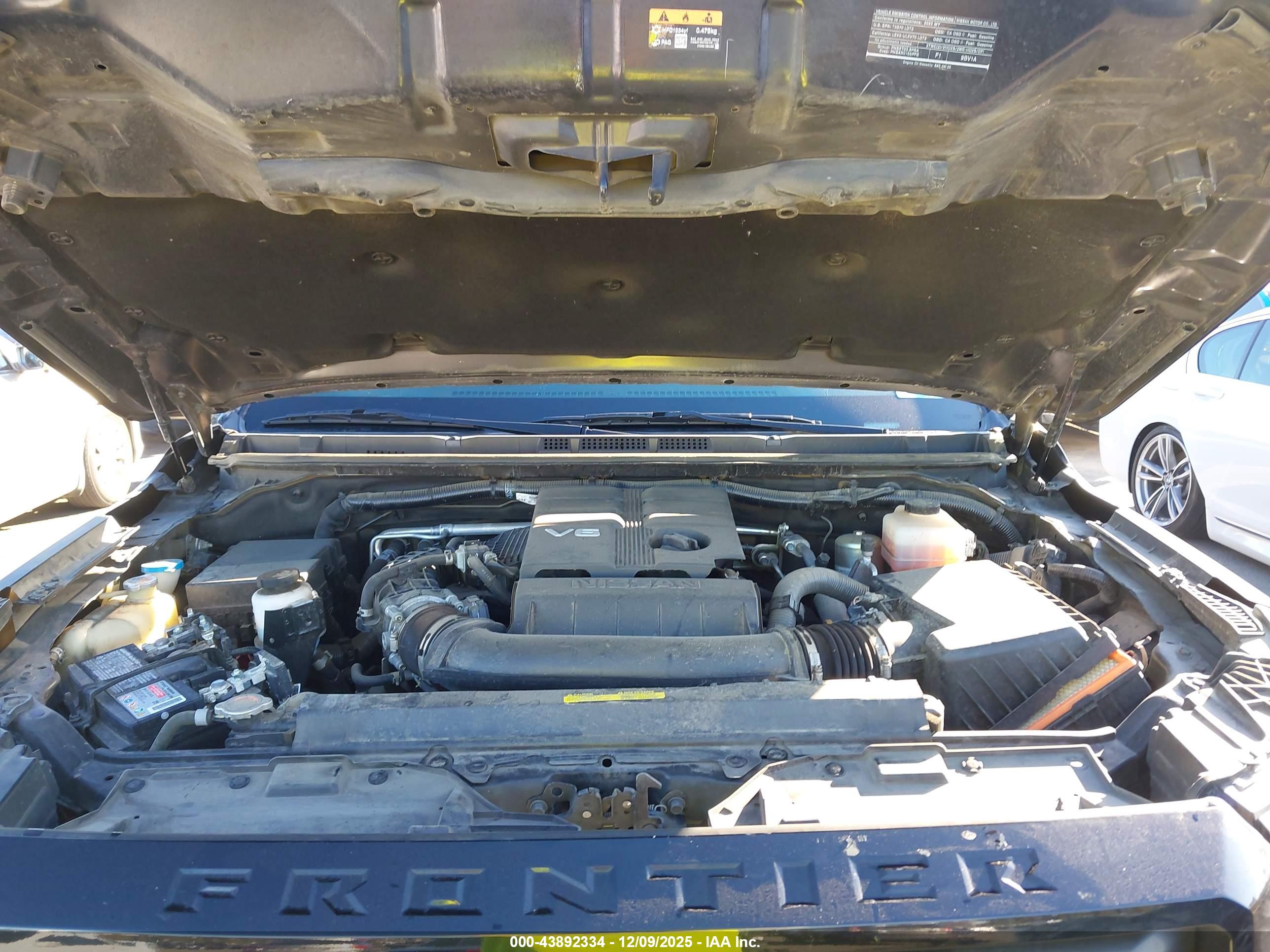 NISSAN FRONTIER image 10