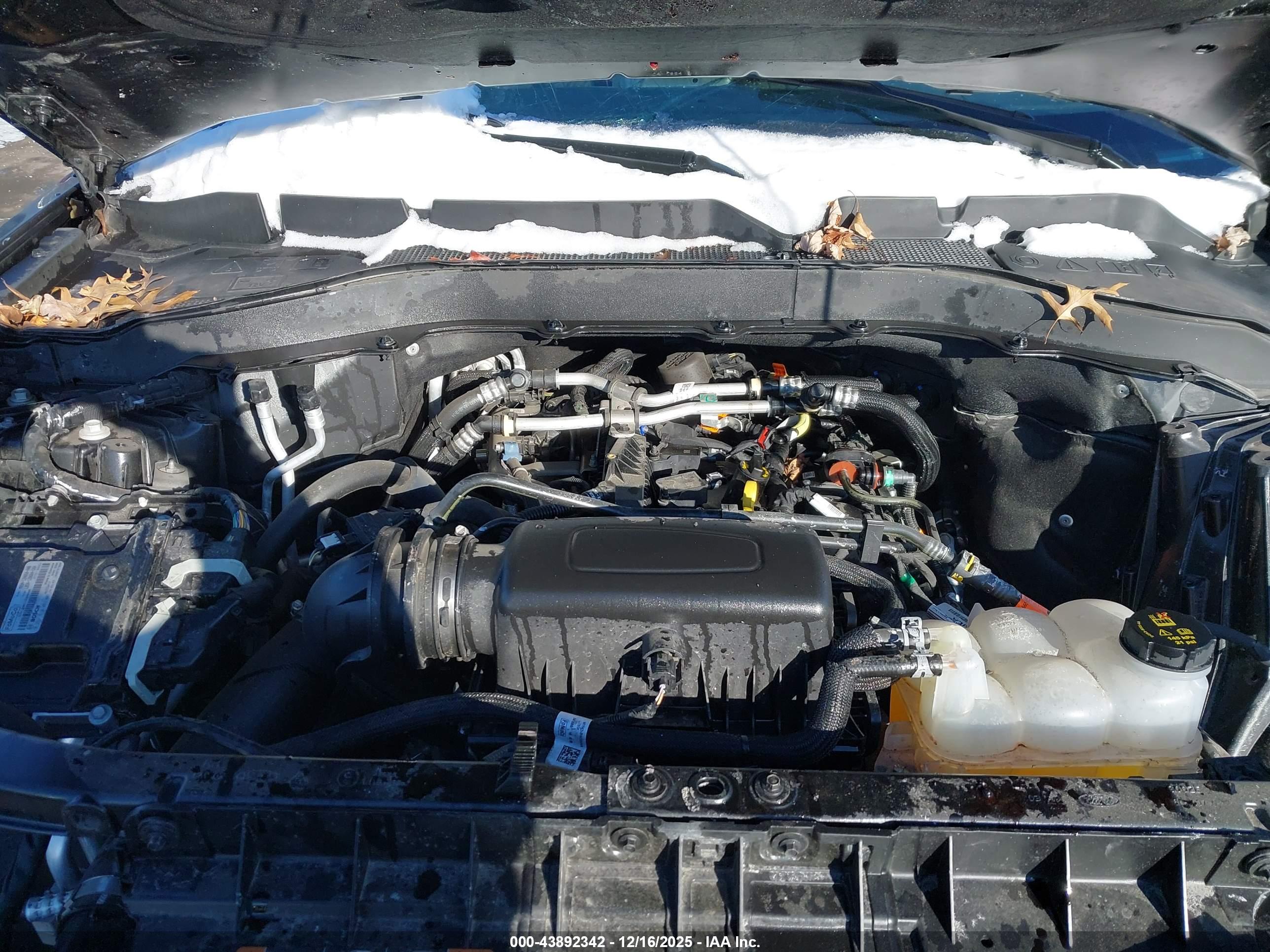 FORD EXPLORER image 10