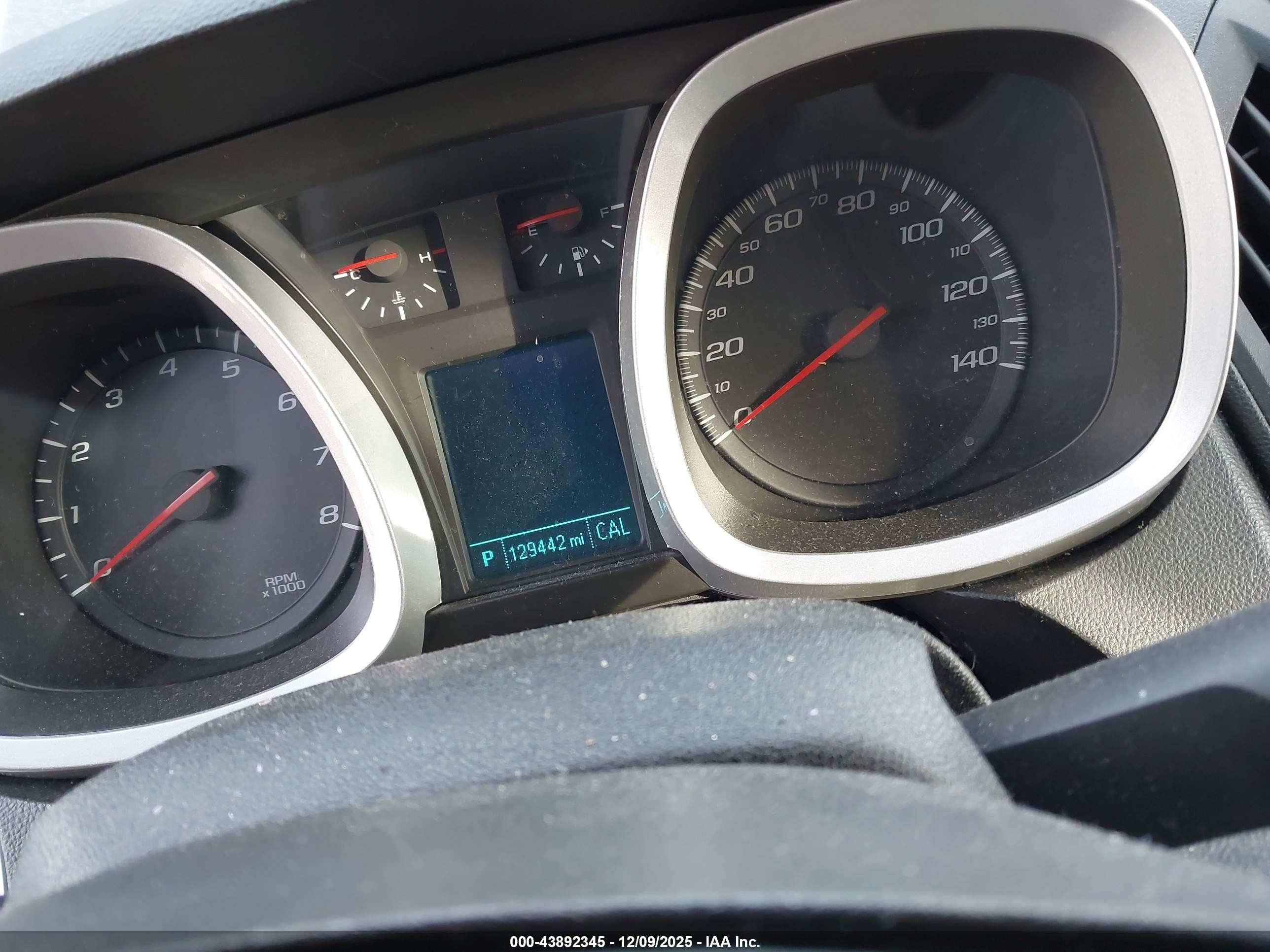 CHEVROLET EQUINOX image 7