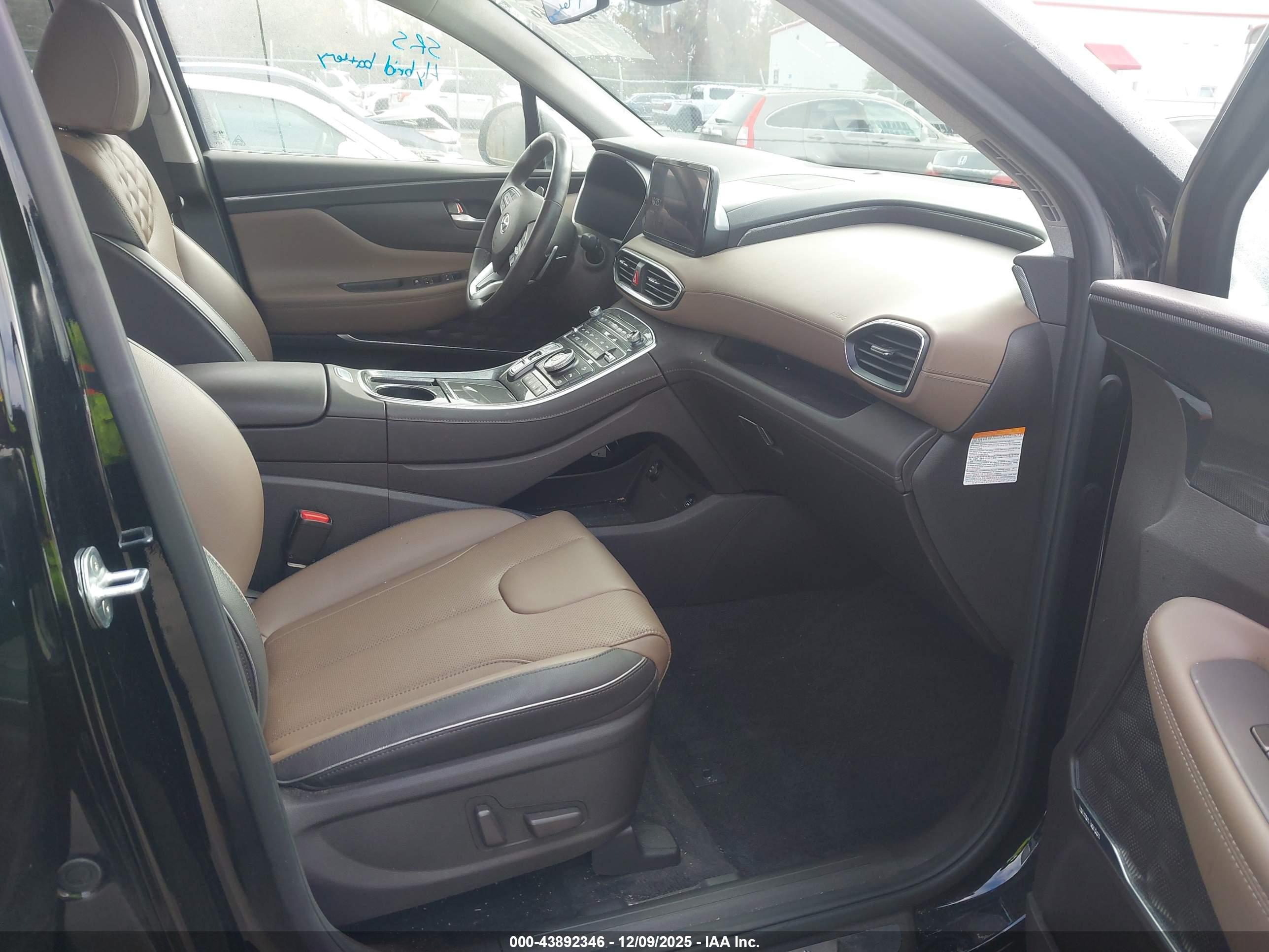 HYUNDAI SANTA image 5