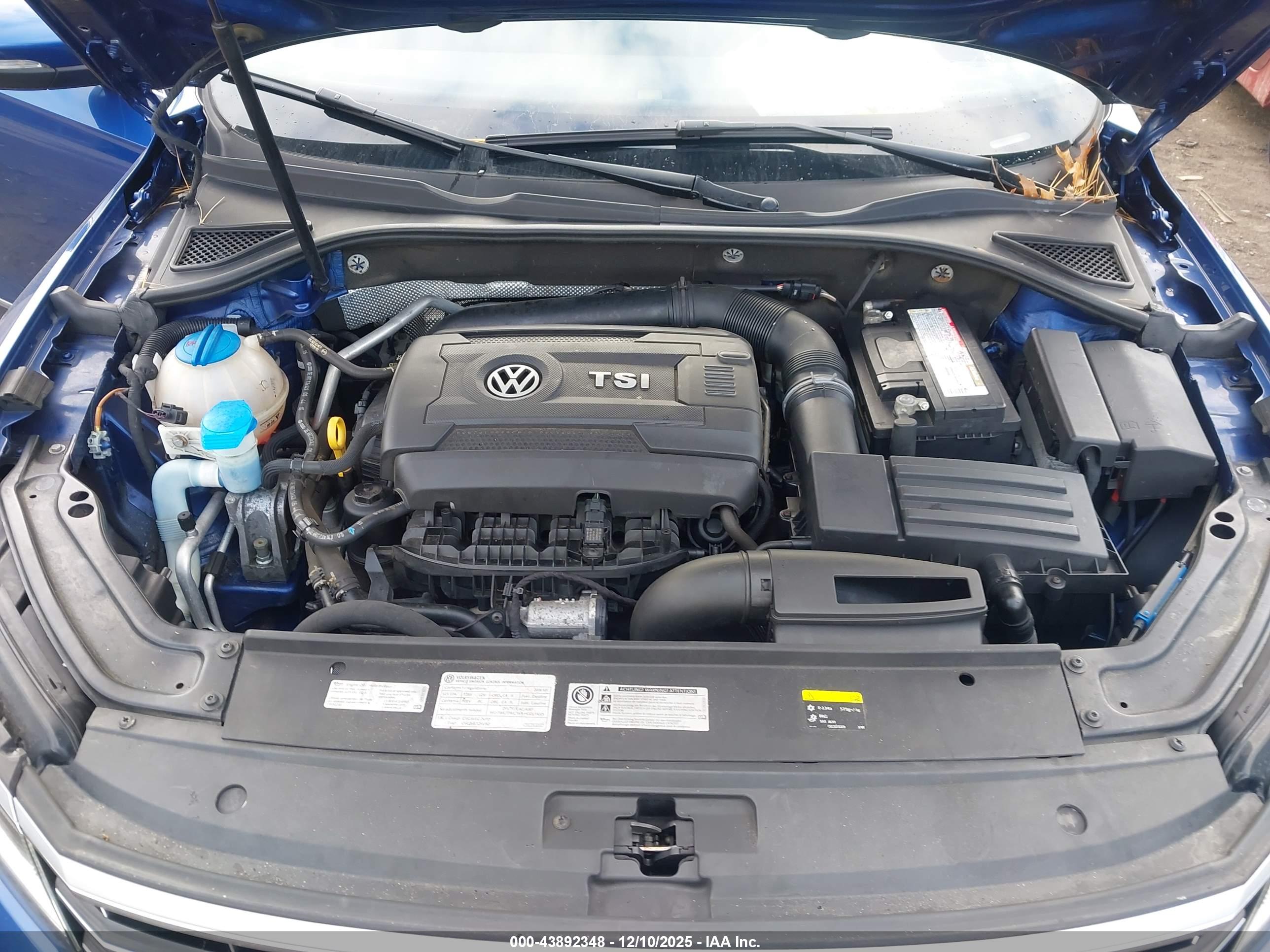 VOLKSWAGEN PASSAT image 10