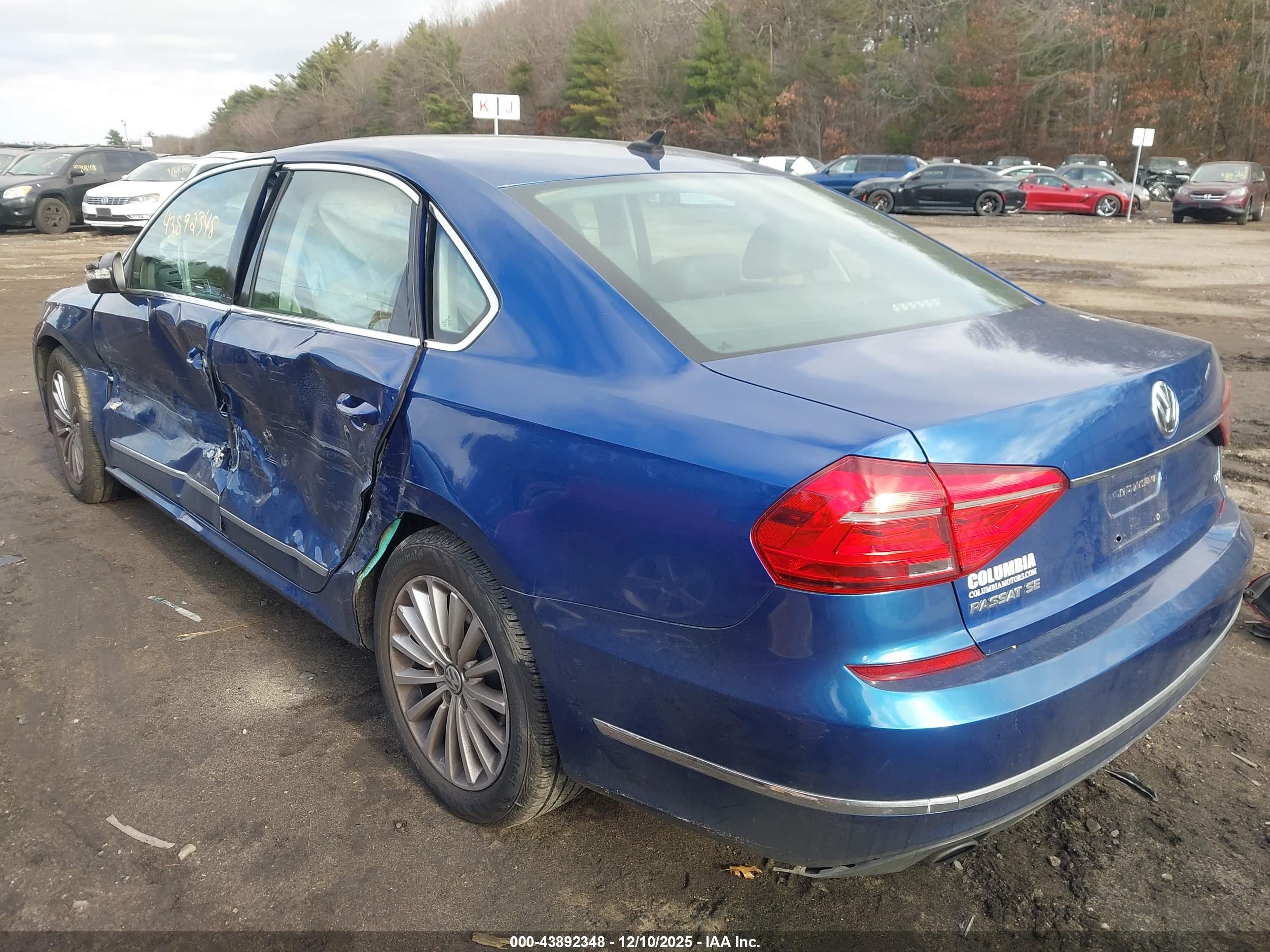 VOLKSWAGEN PASSAT image 3