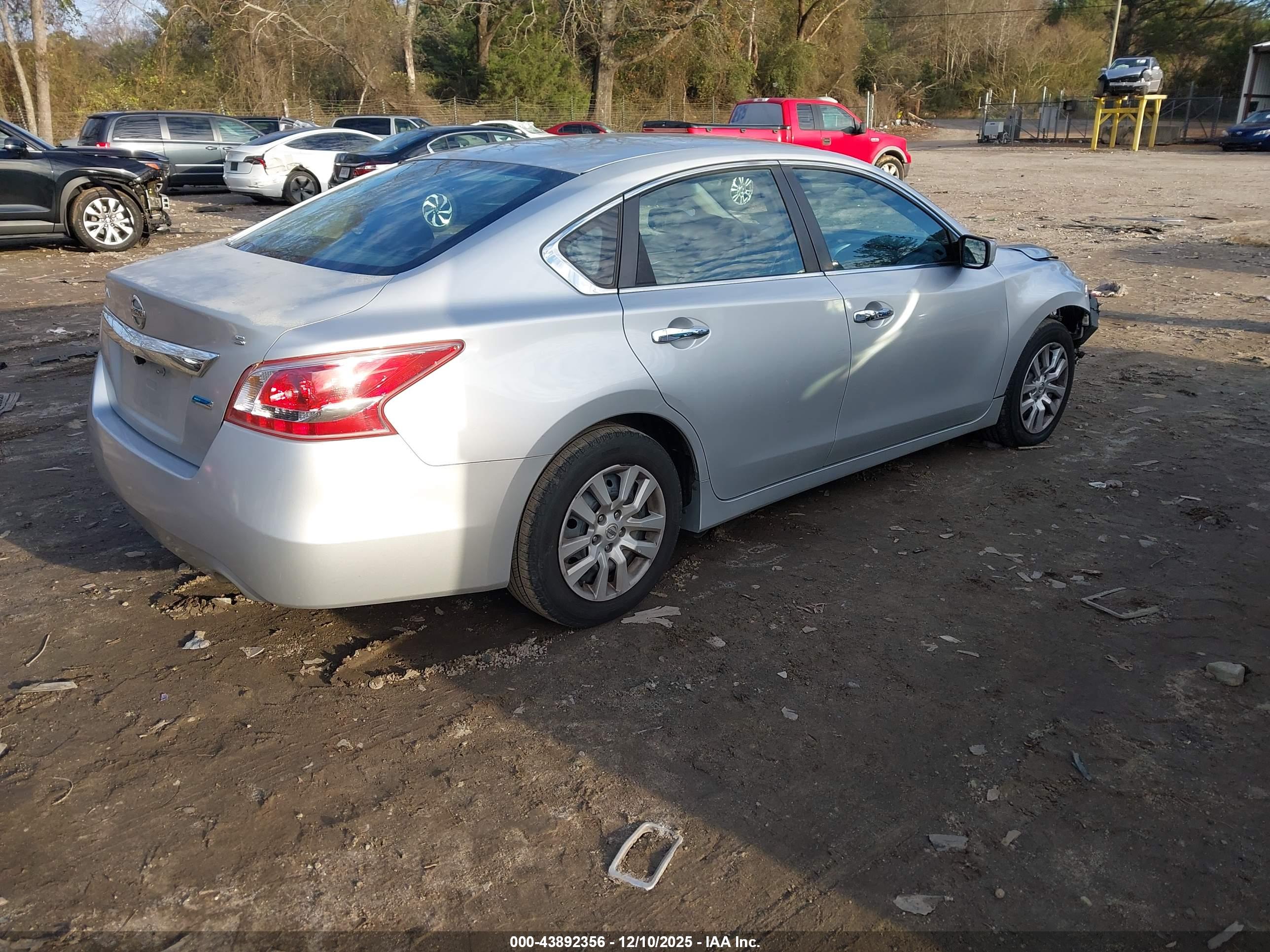NISSAN ALTIMA image 4