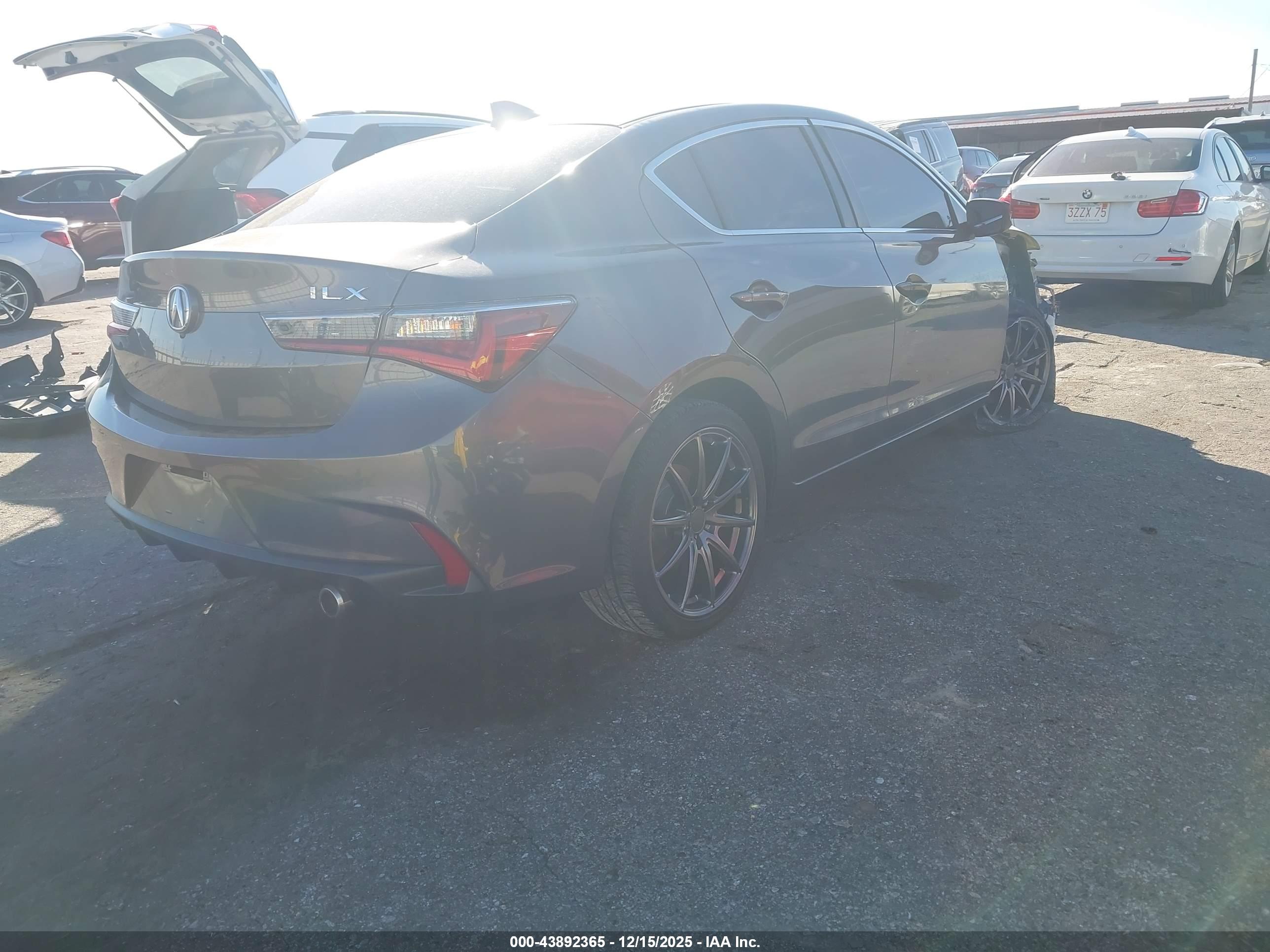 ACURA ILX image 4