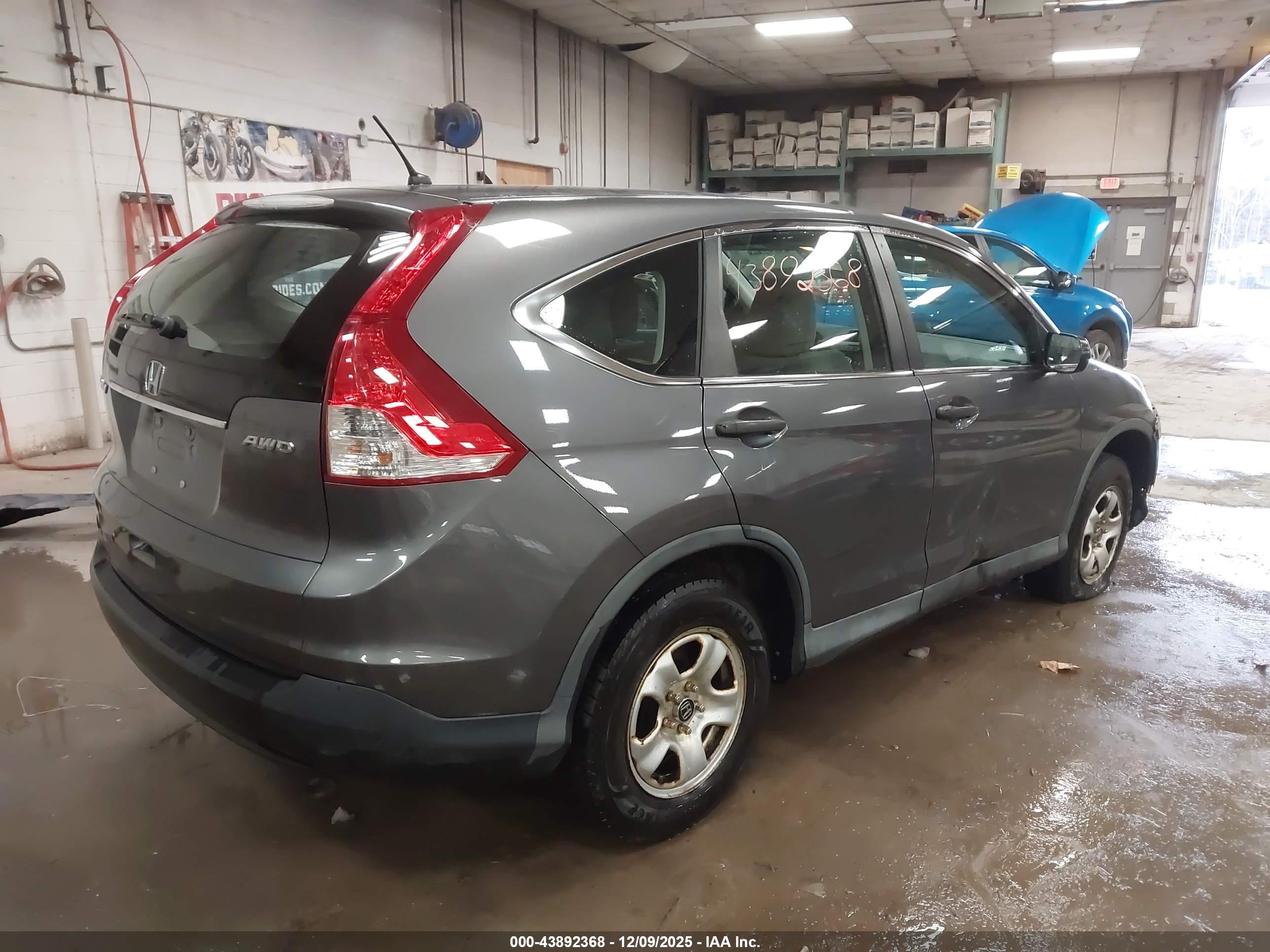 HONDA CR-V image 4