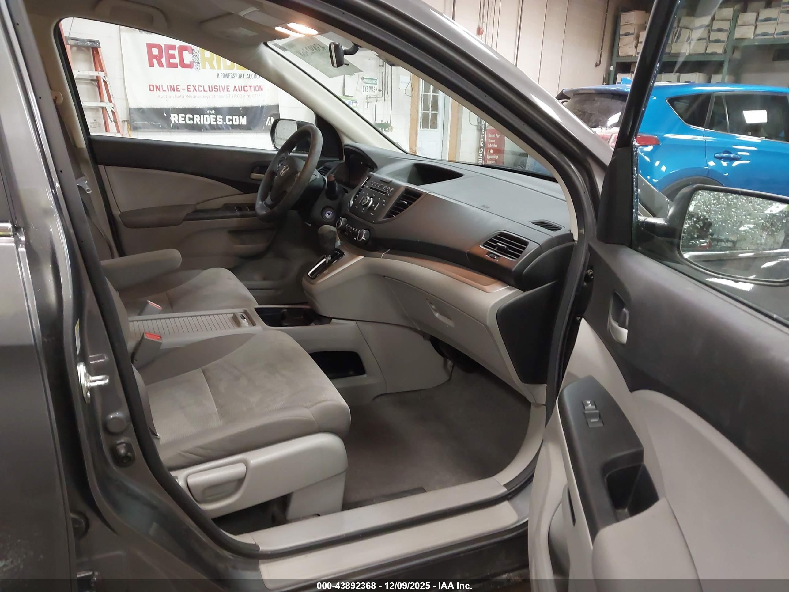 HONDA CR-V image 5