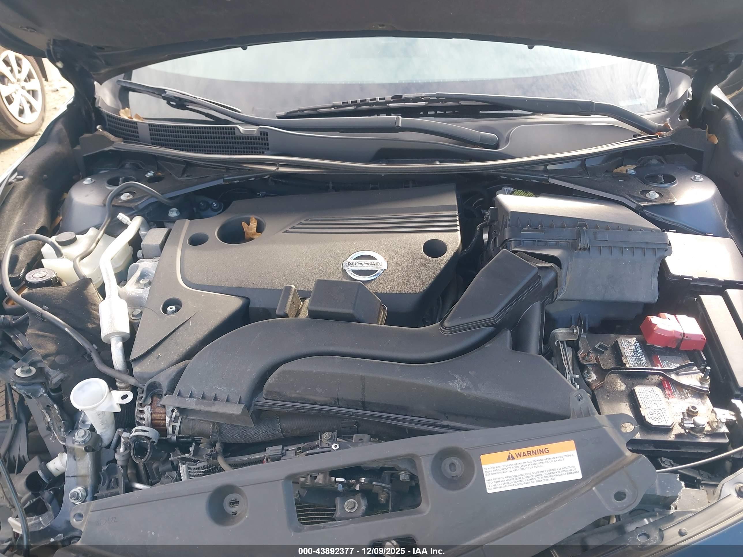 NISSAN ALTIMA image 10