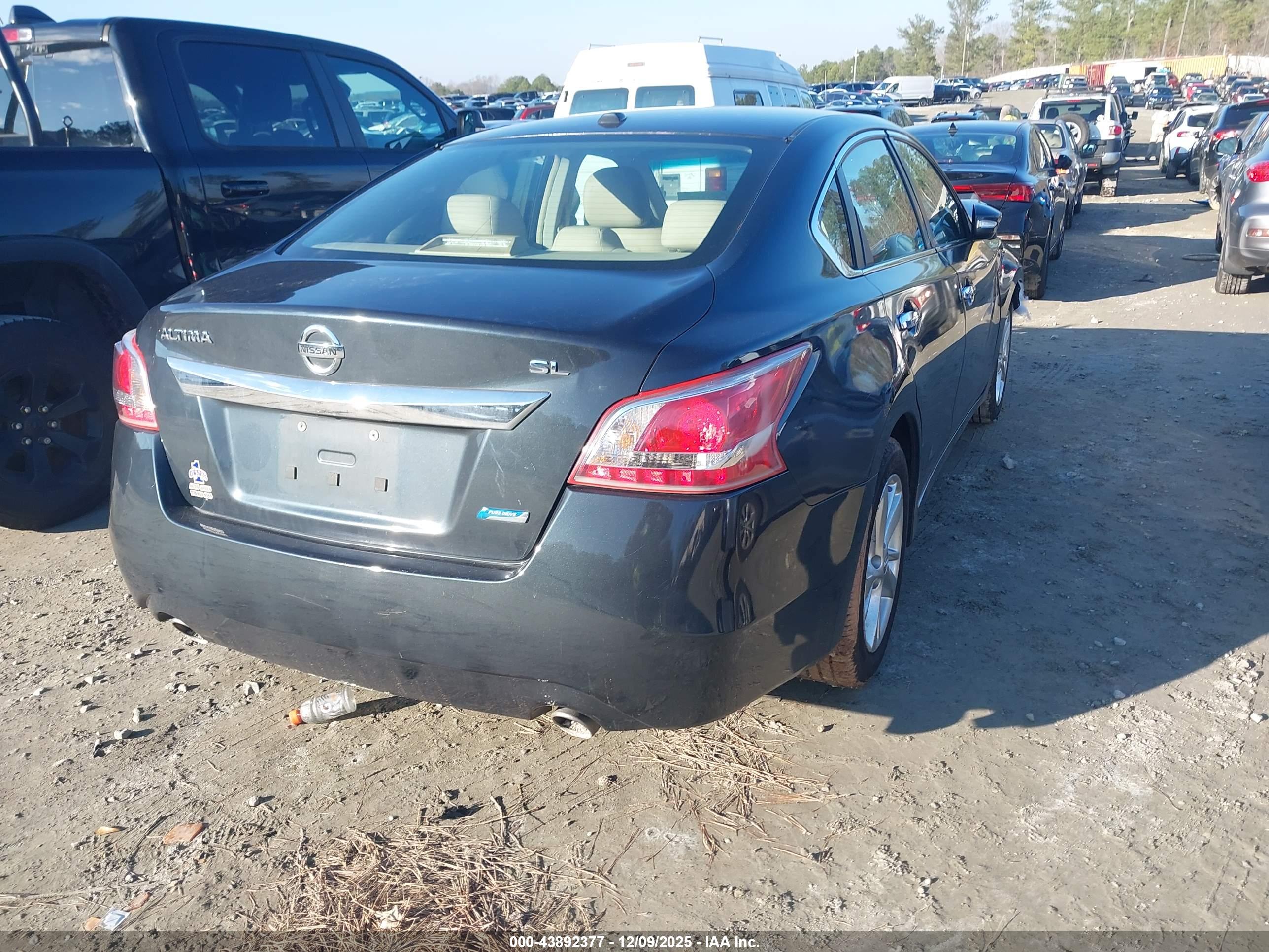 NISSAN ALTIMA image 4