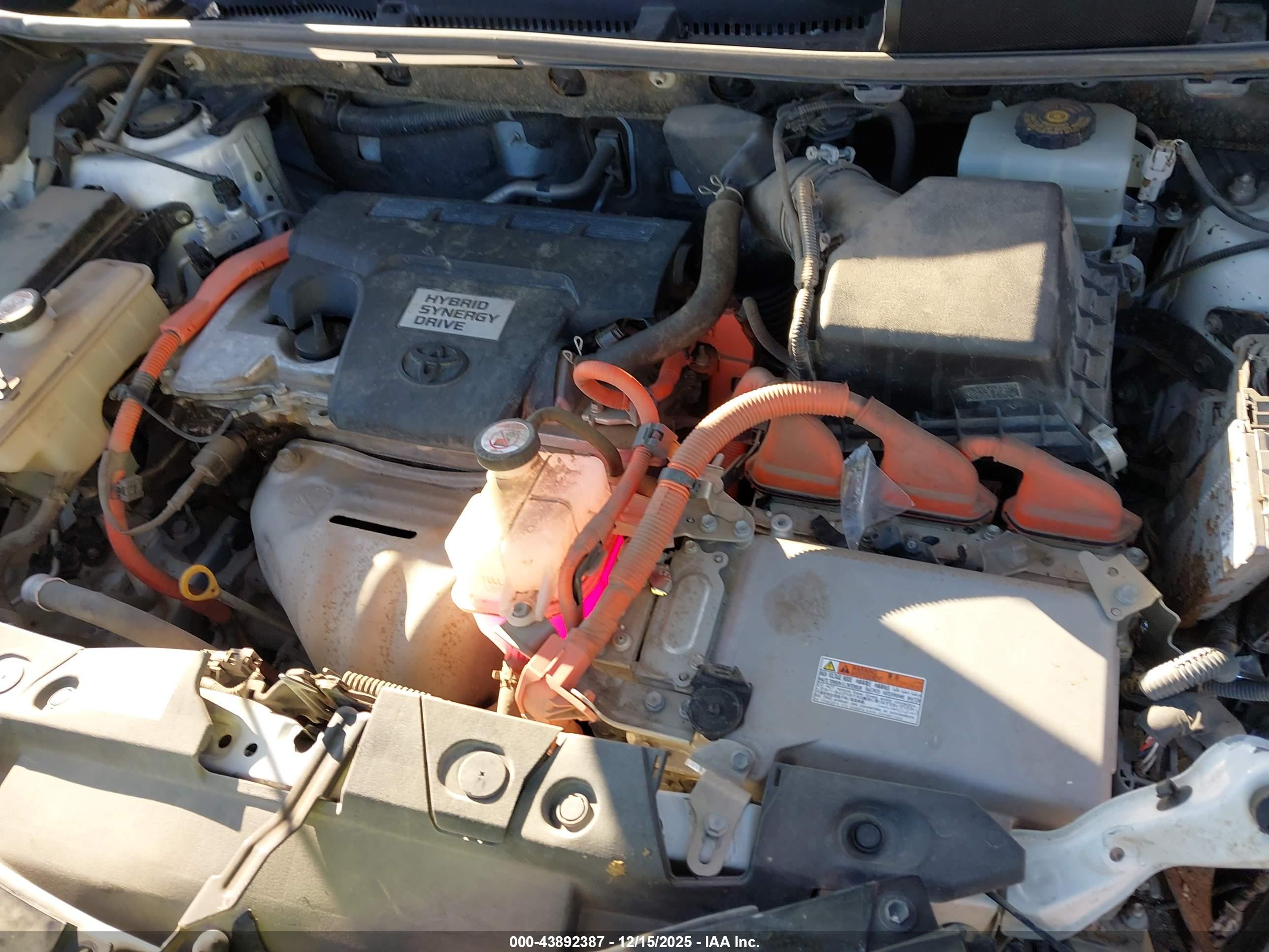 TOYOTA RAV4 image 10