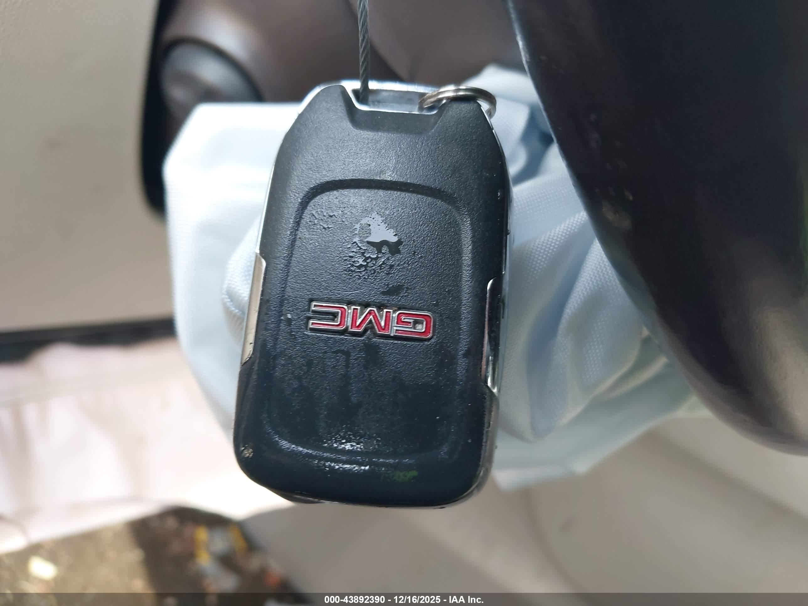 GMC ACADIA image 11