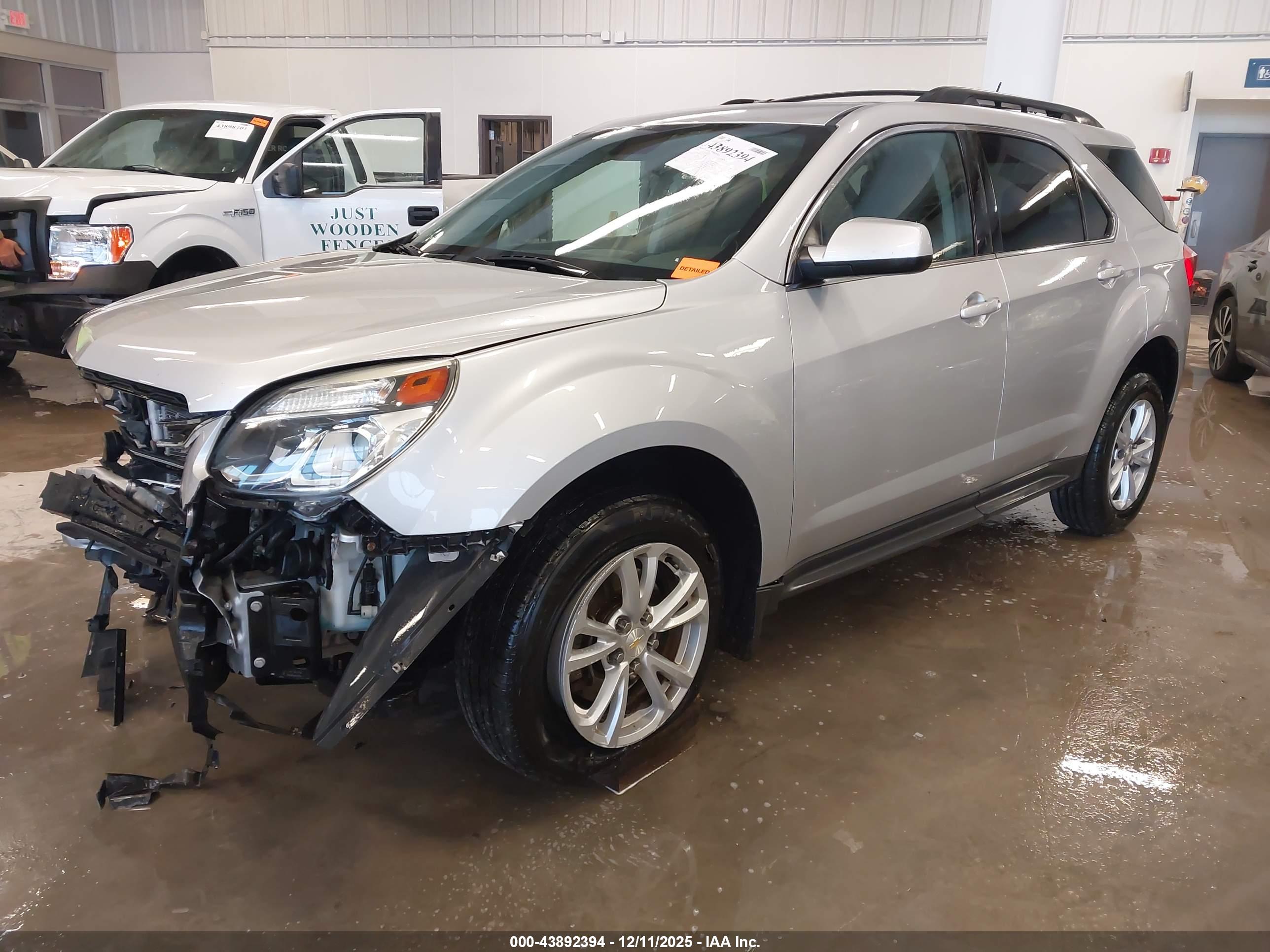 CHEVROLET EQUINOX image 2