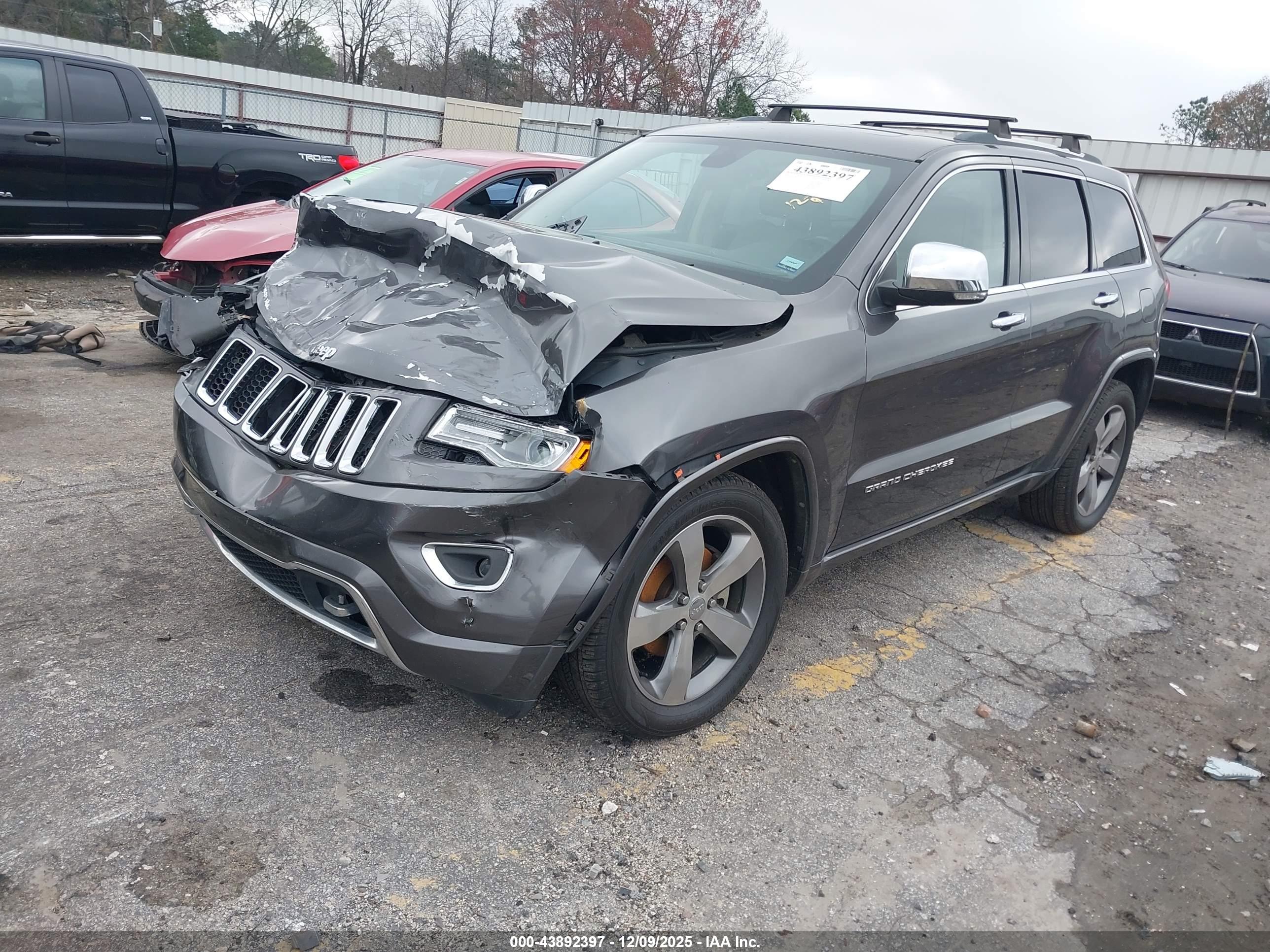 JEEP GRAND image 2