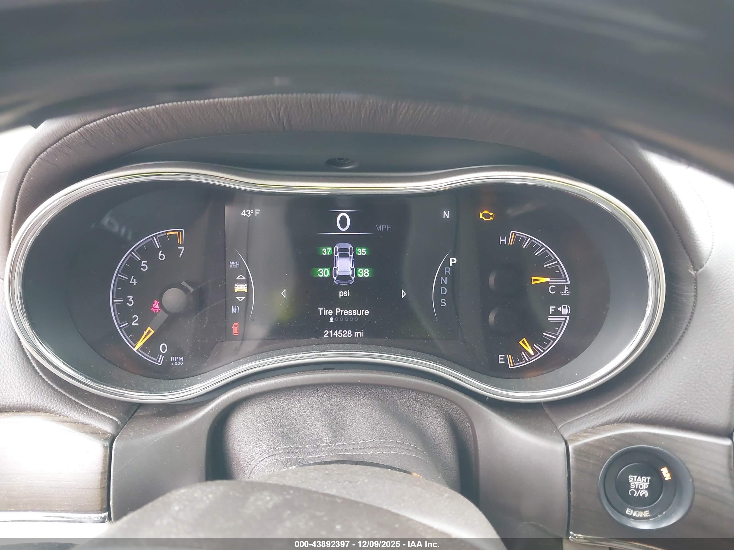 JEEP GRAND image 7