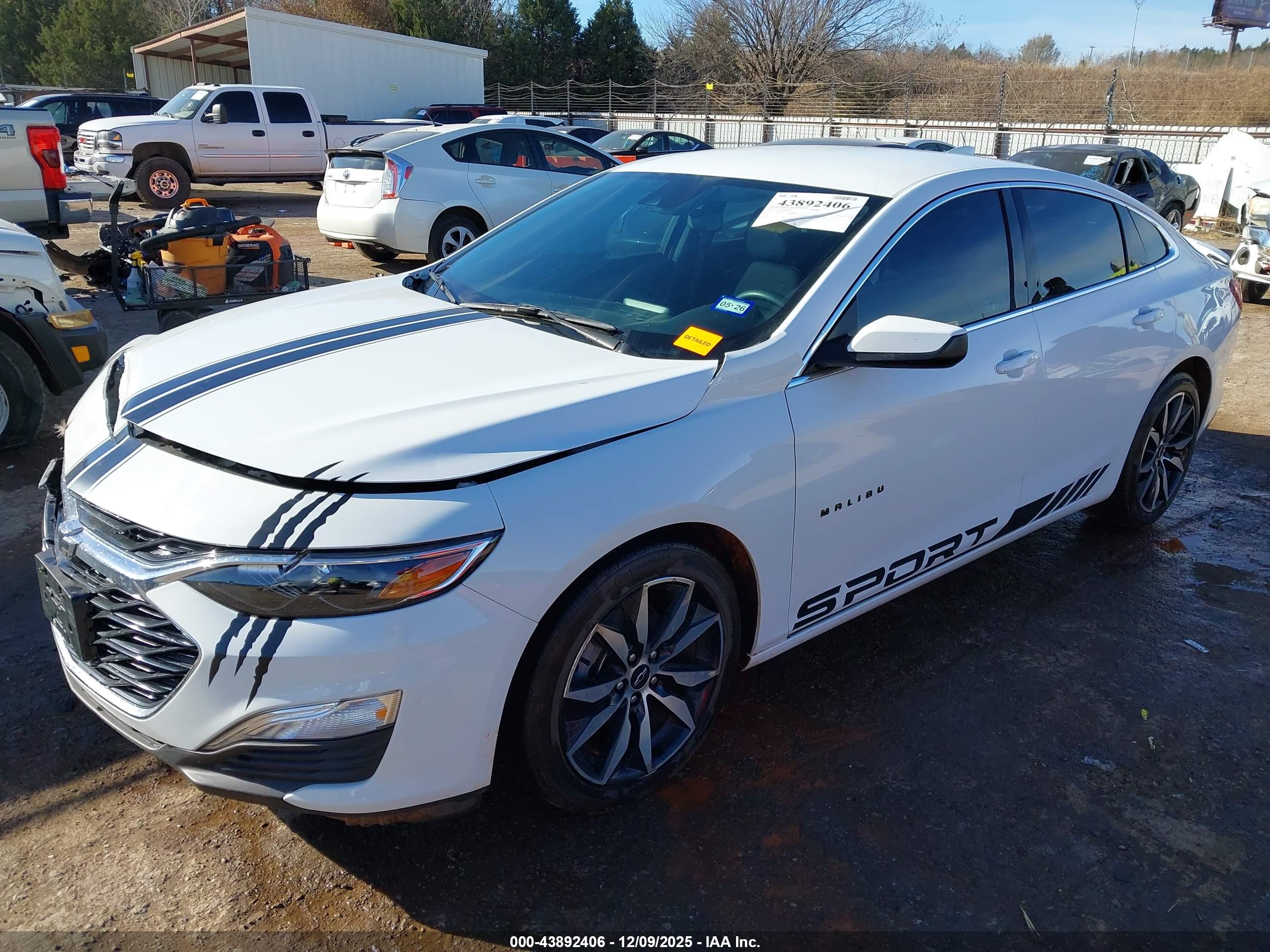 CHEVROLET MALIBU image 2