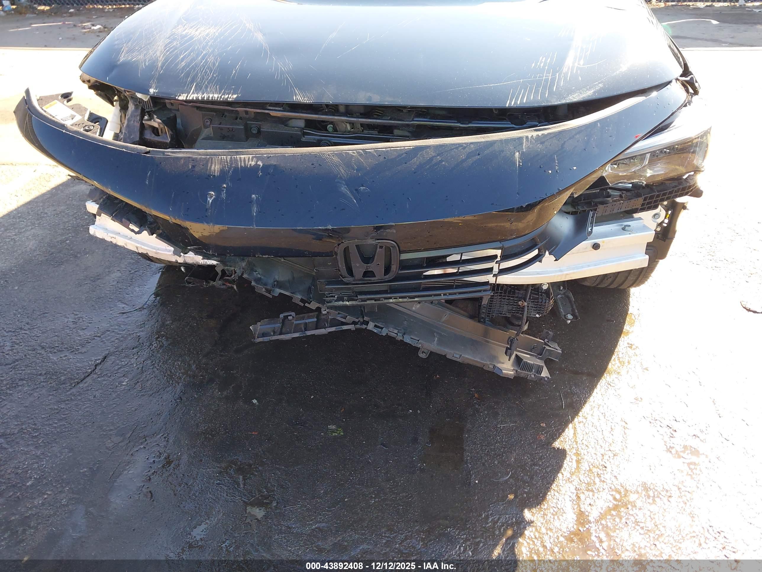 HONDA CIVIC image 6