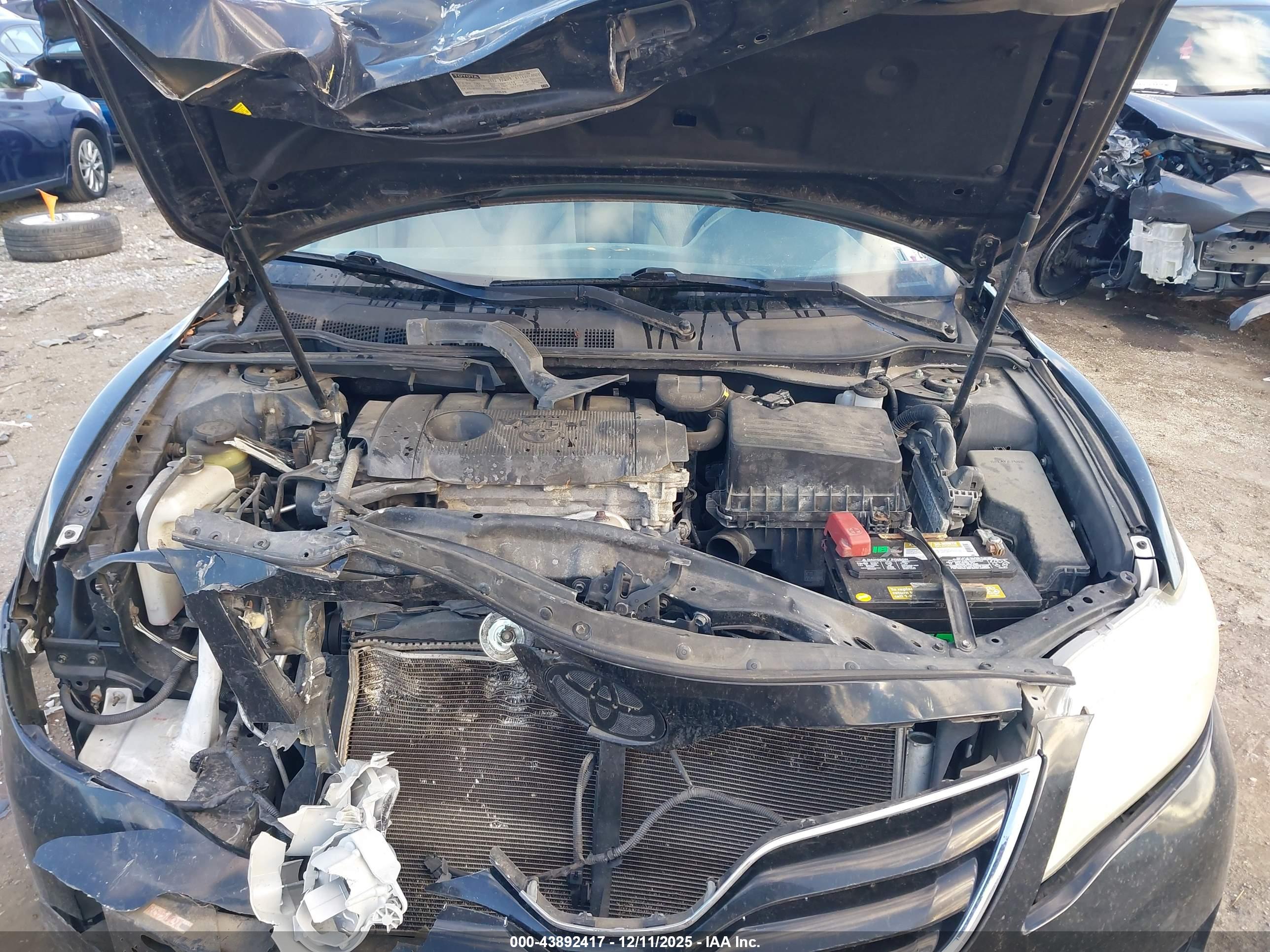TOYOTA CAMRY image 10