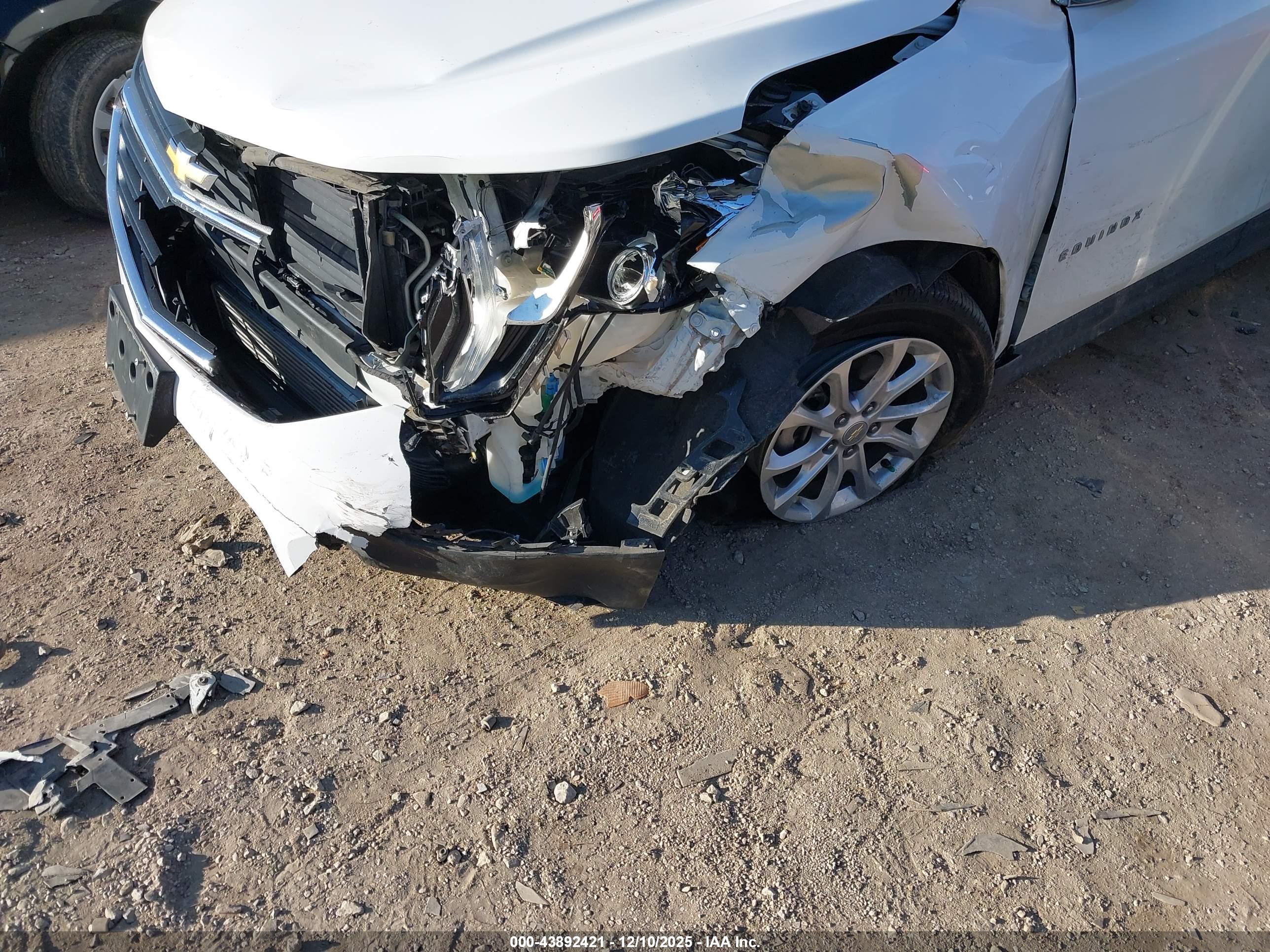 CHEVROLET EQUINOX image 6