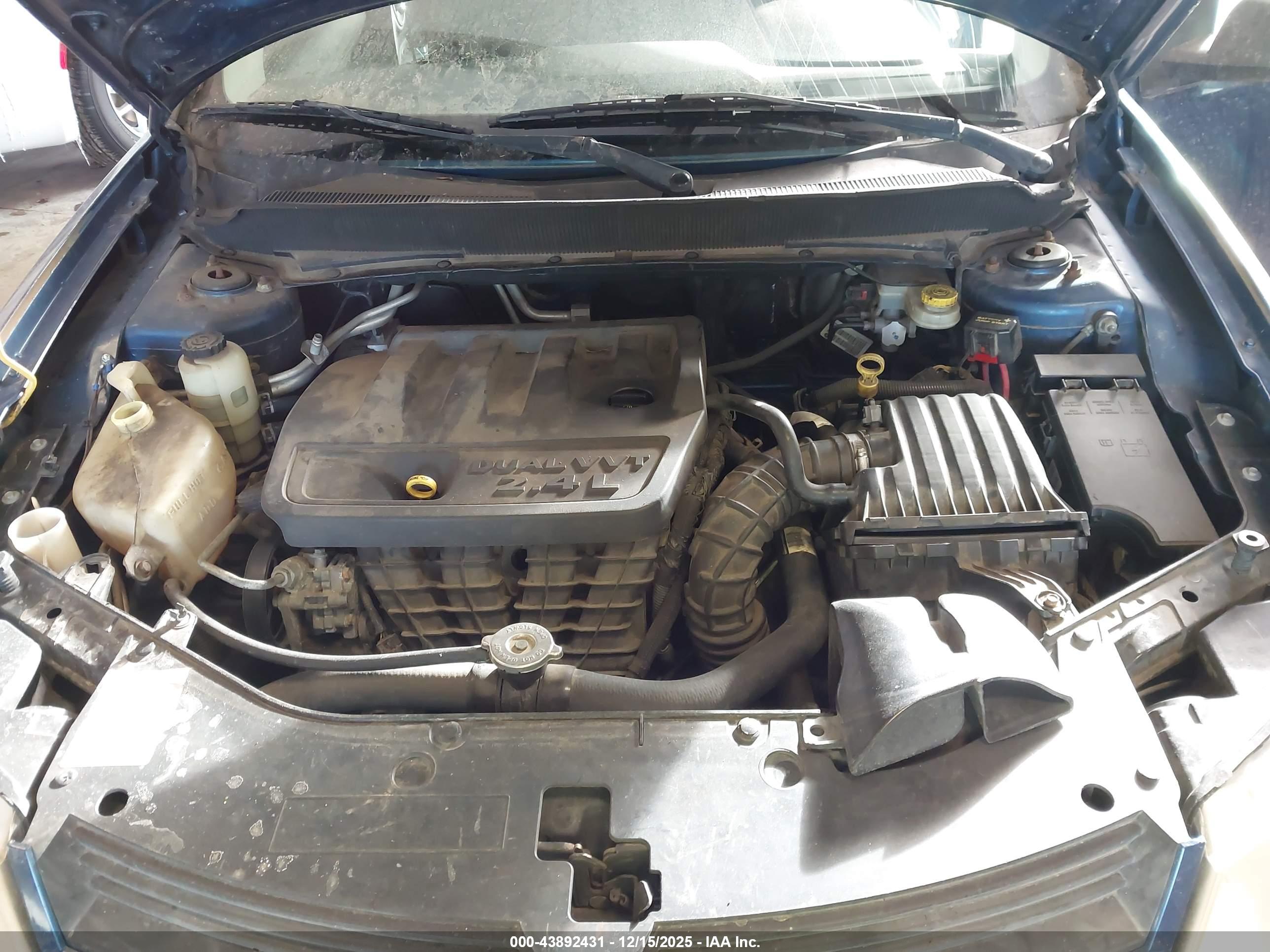 DODGE AVENGER image 10