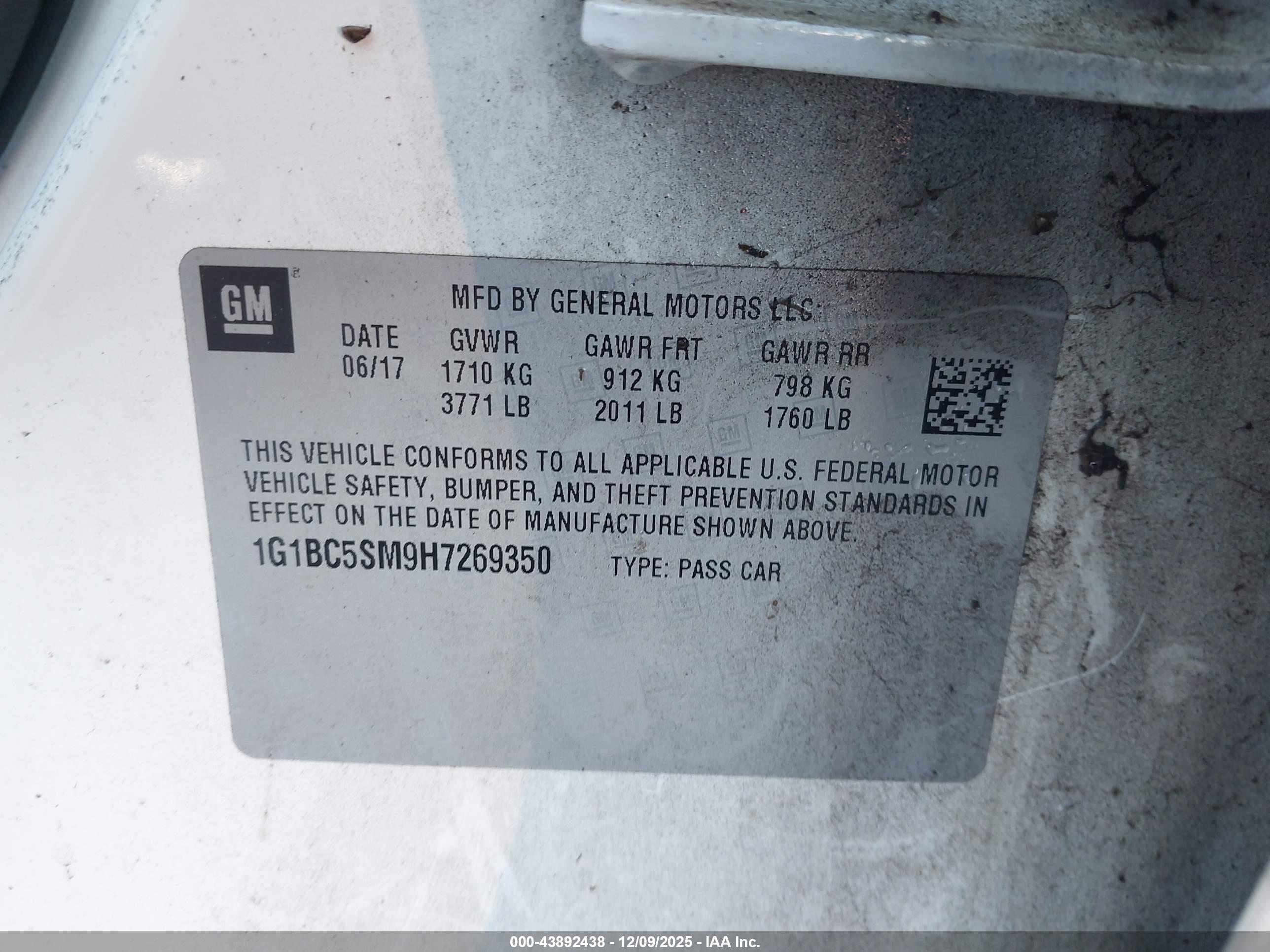 CHEVROLET CRUZE image 9