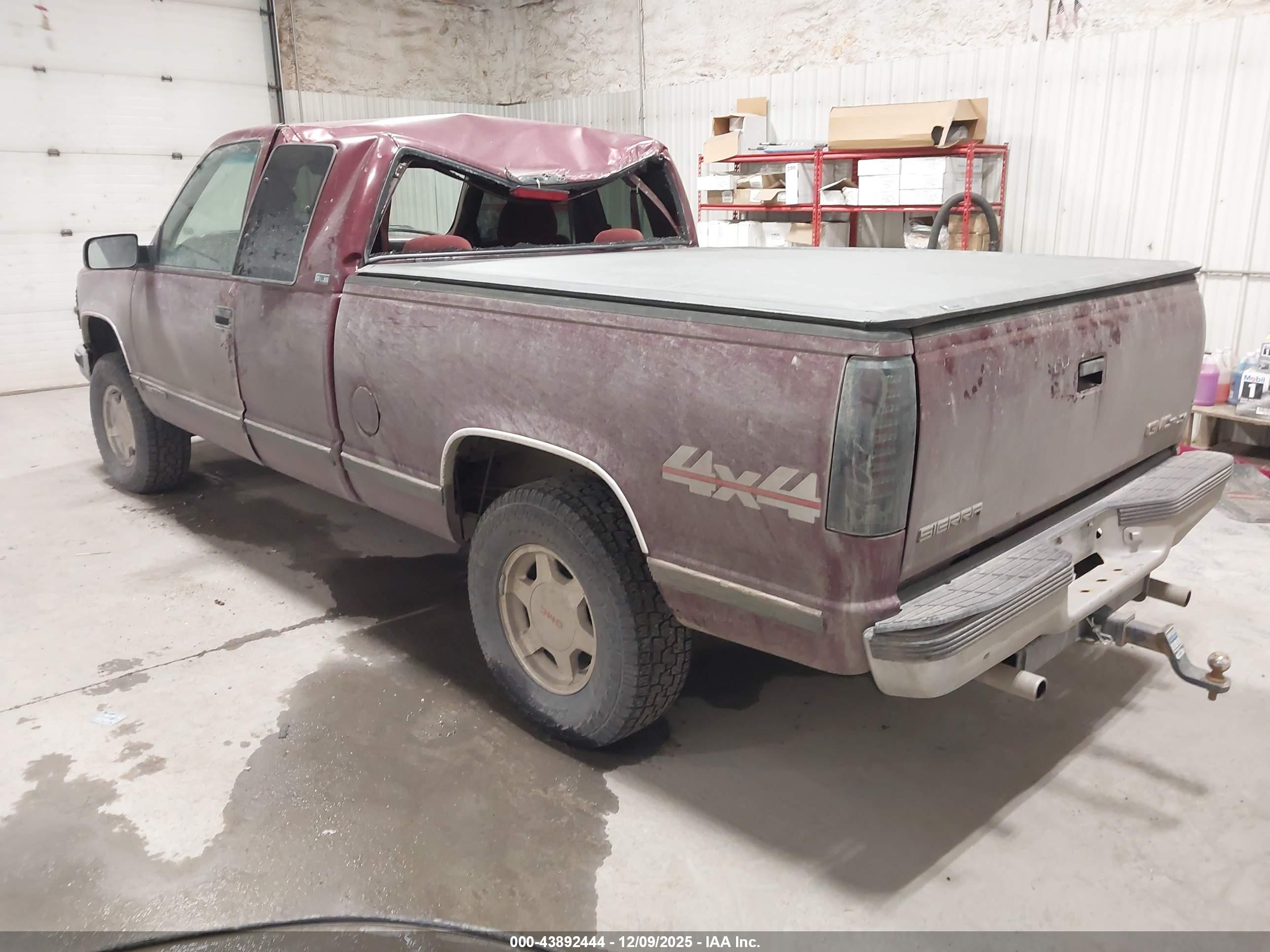 GMC SIERRA image 3