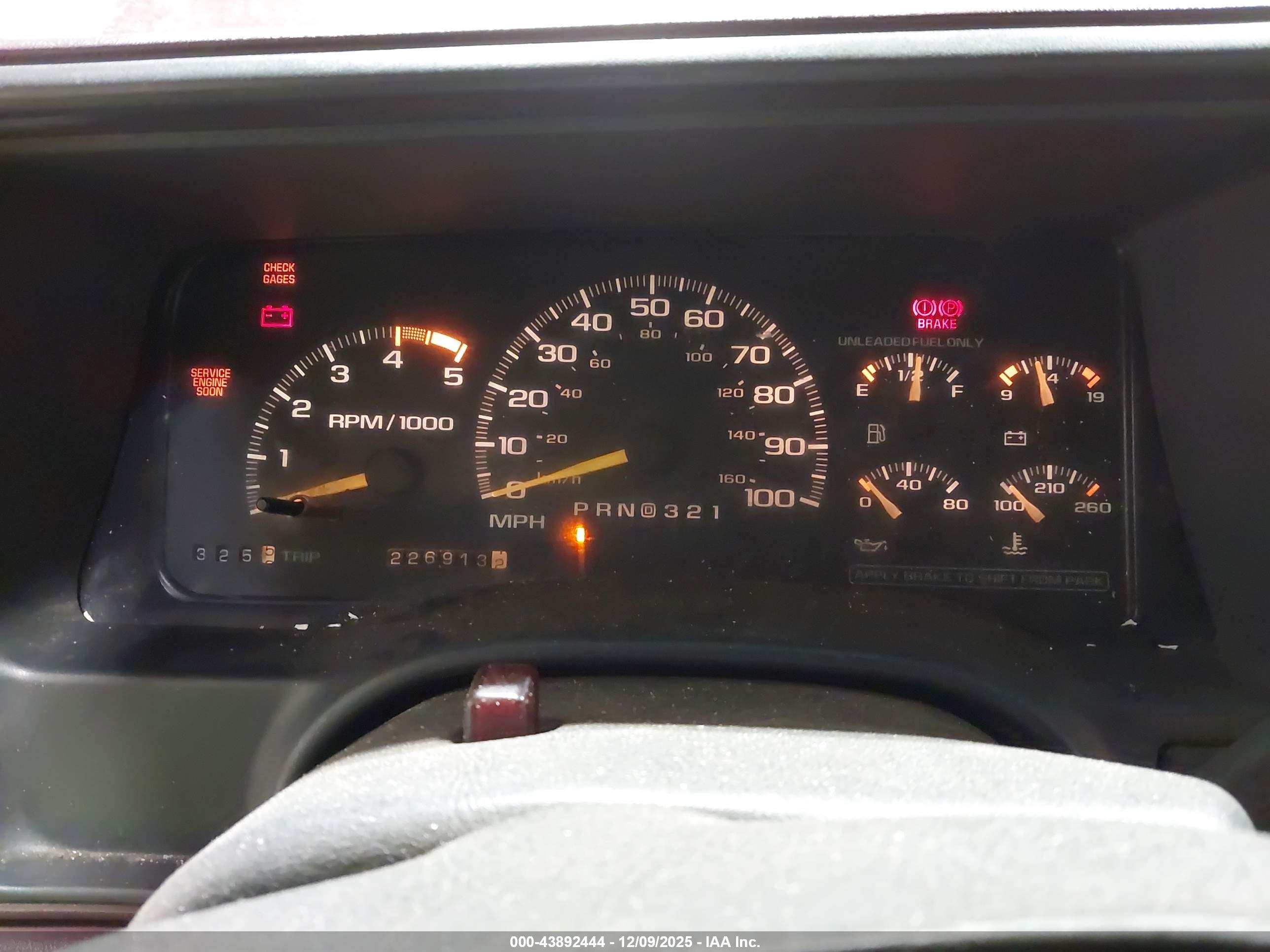 GMC SIERRA image 7