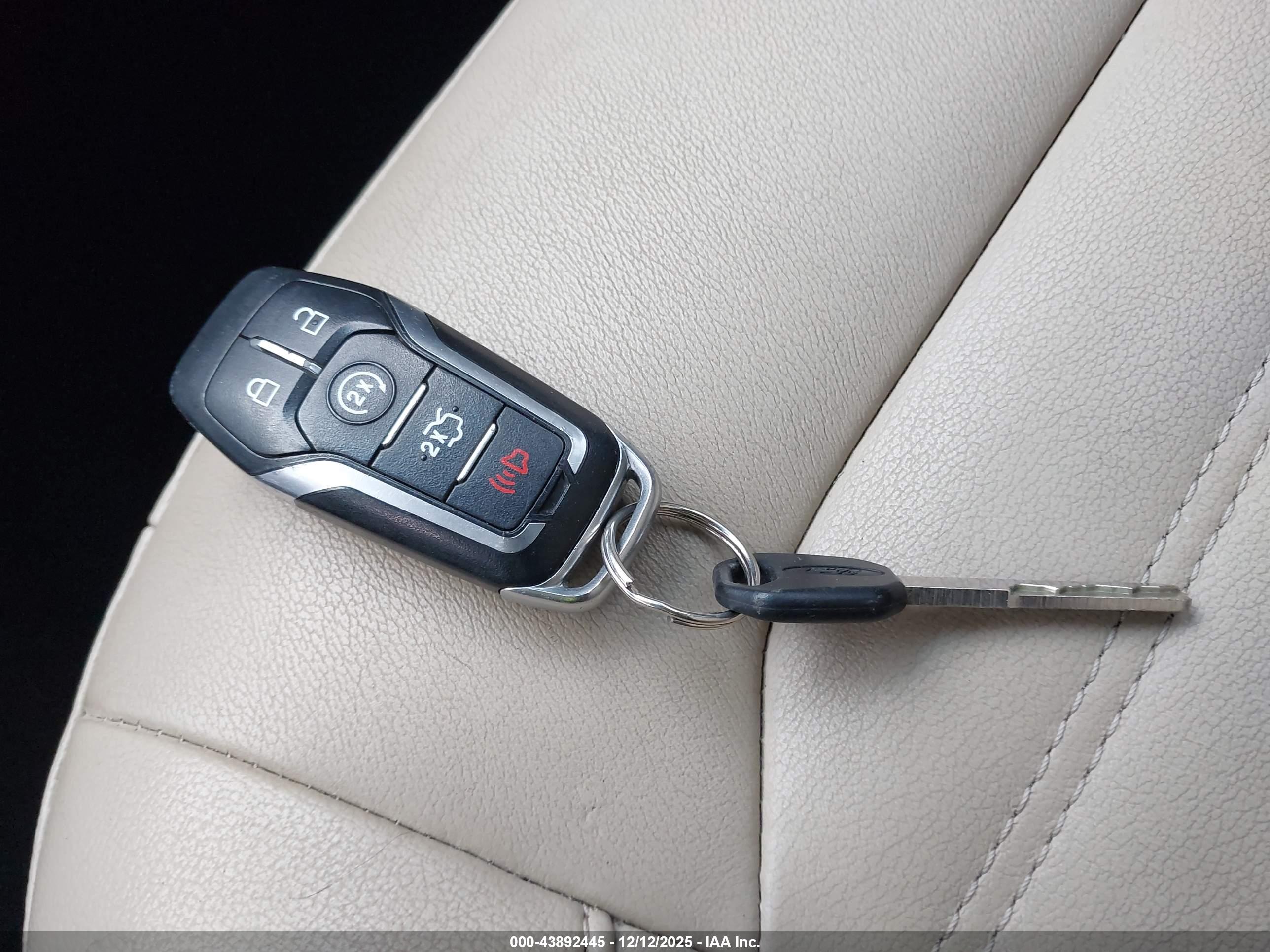 FORD EDGE image 11
