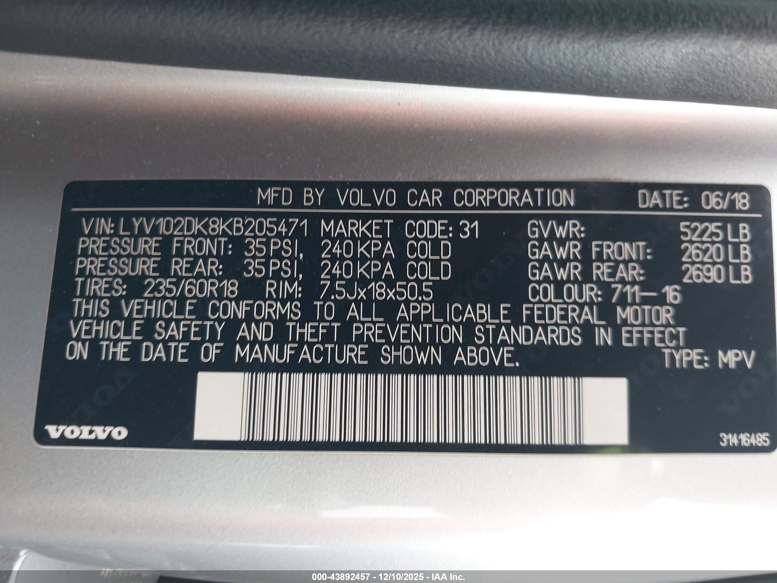VOLVO XC60 image 9