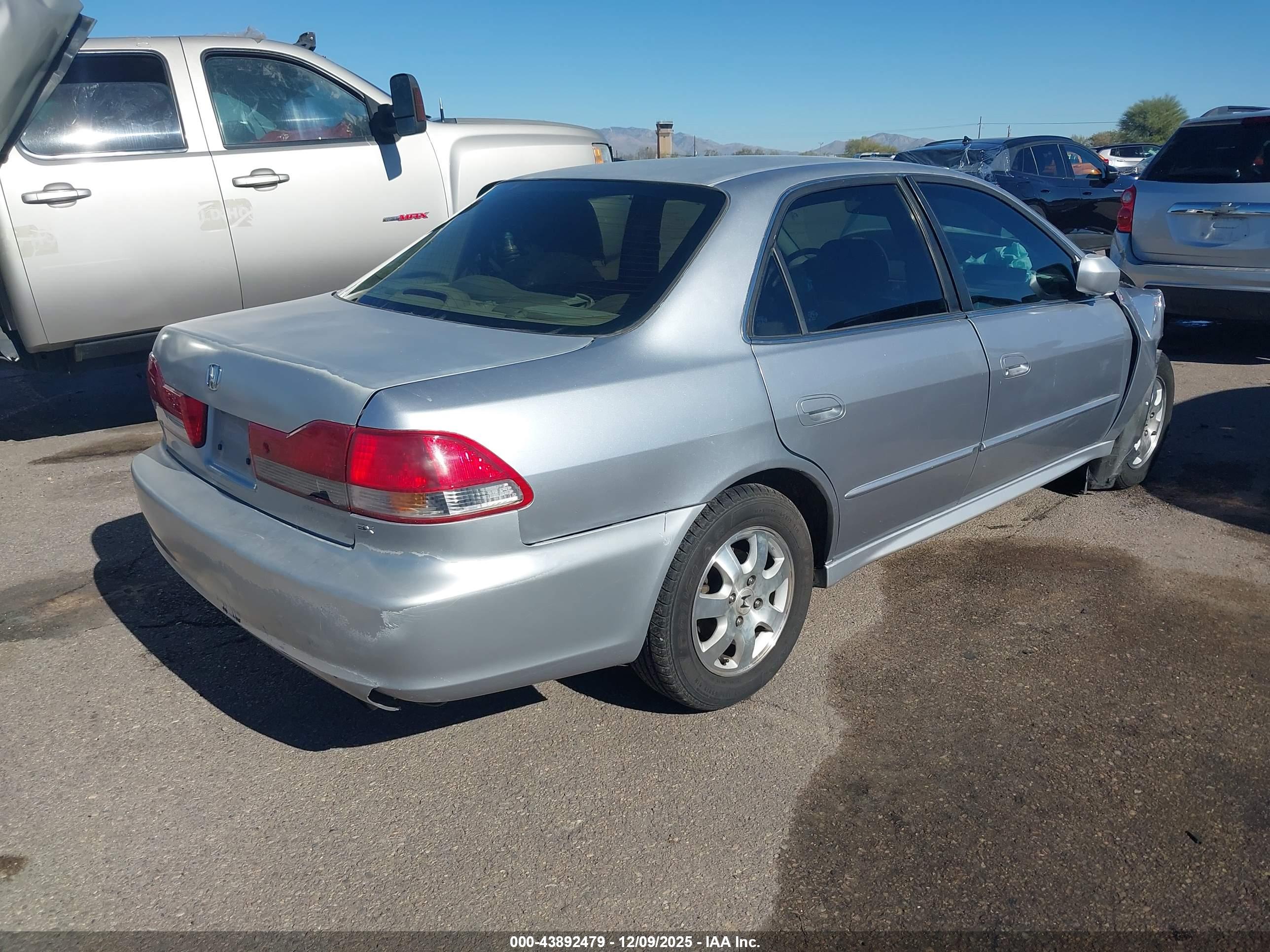 HONDA ACCORD image 4