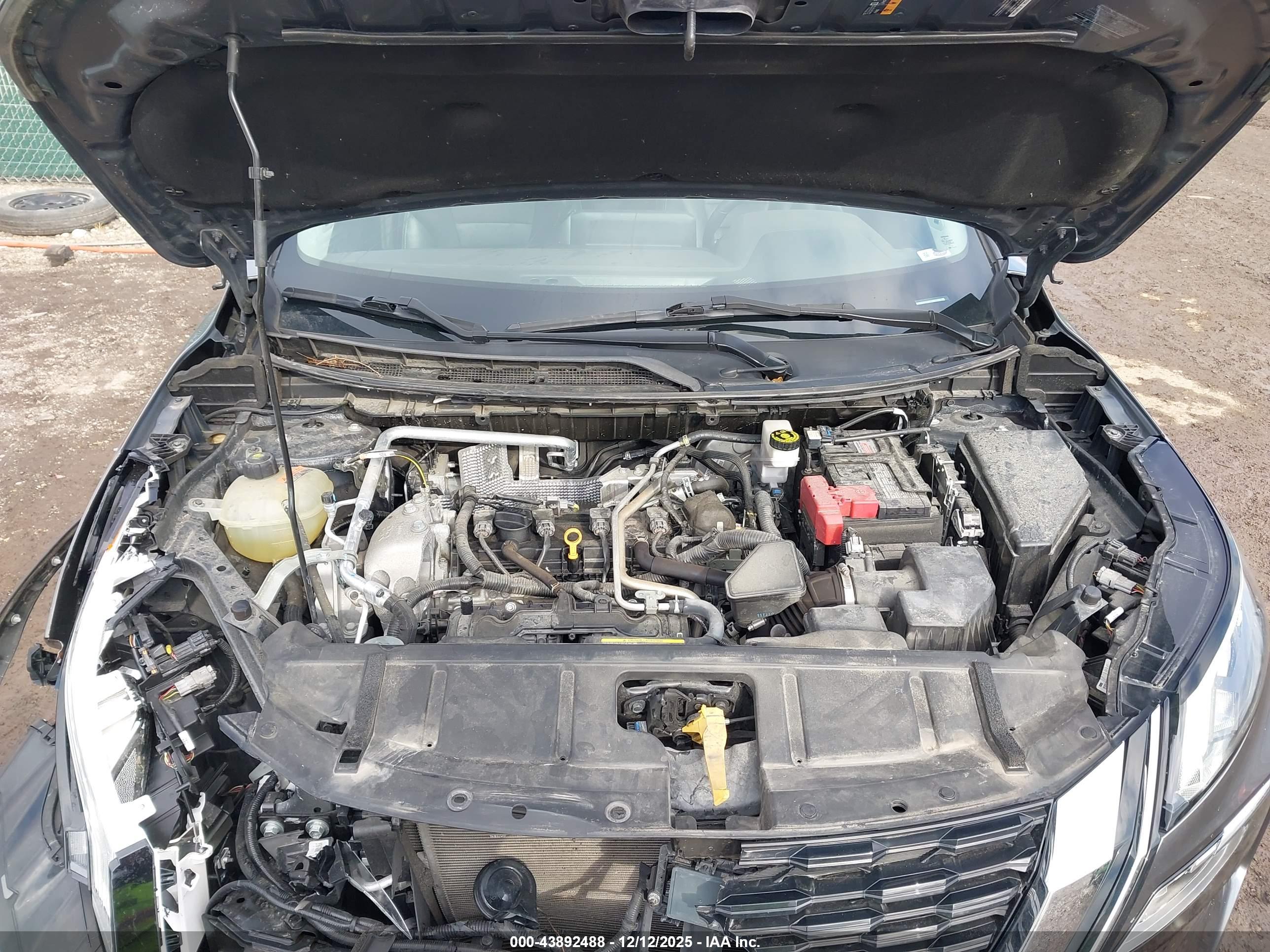 NISSAN ROGUE image 10