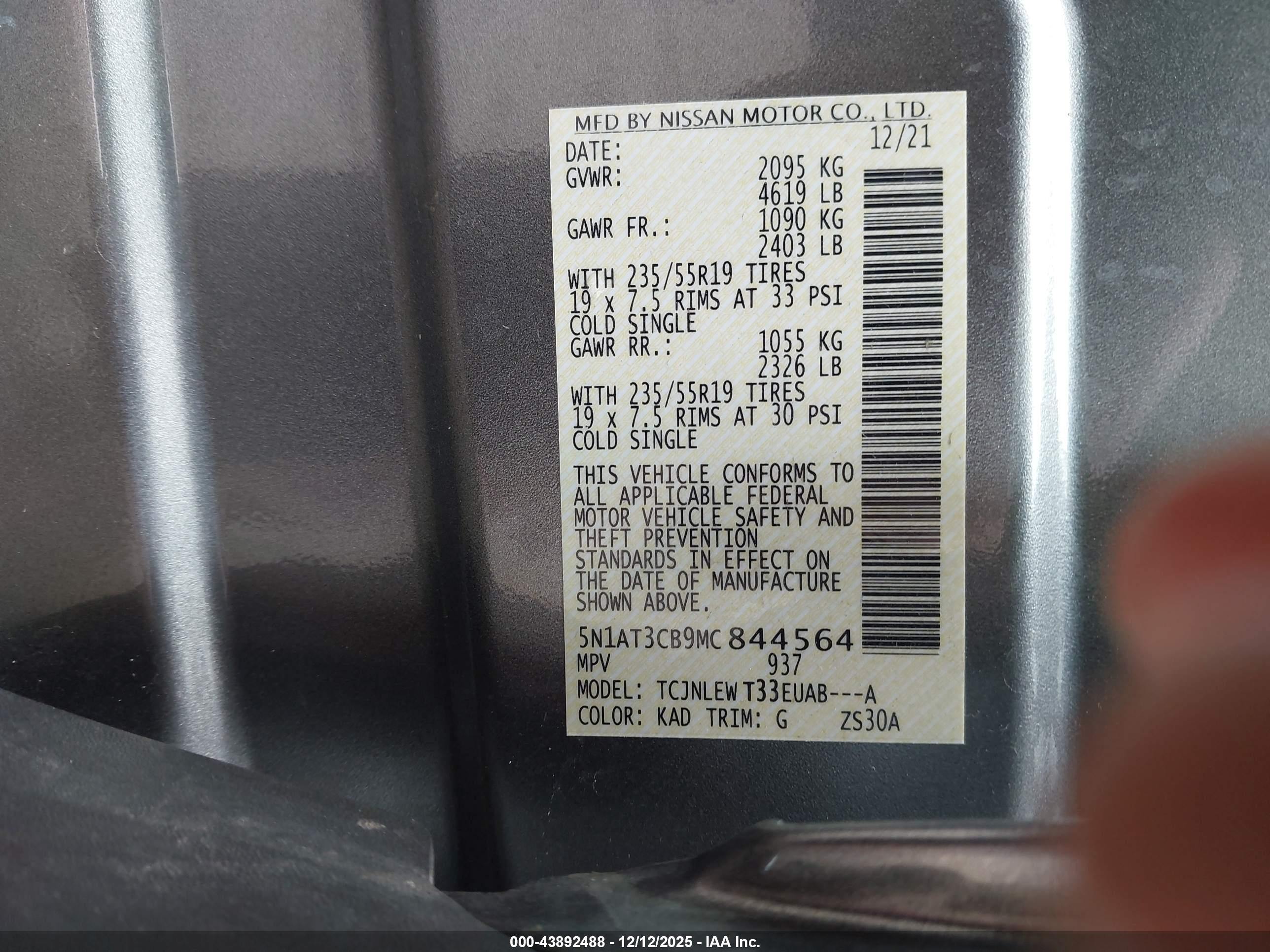 NISSAN ROGUE image 9
