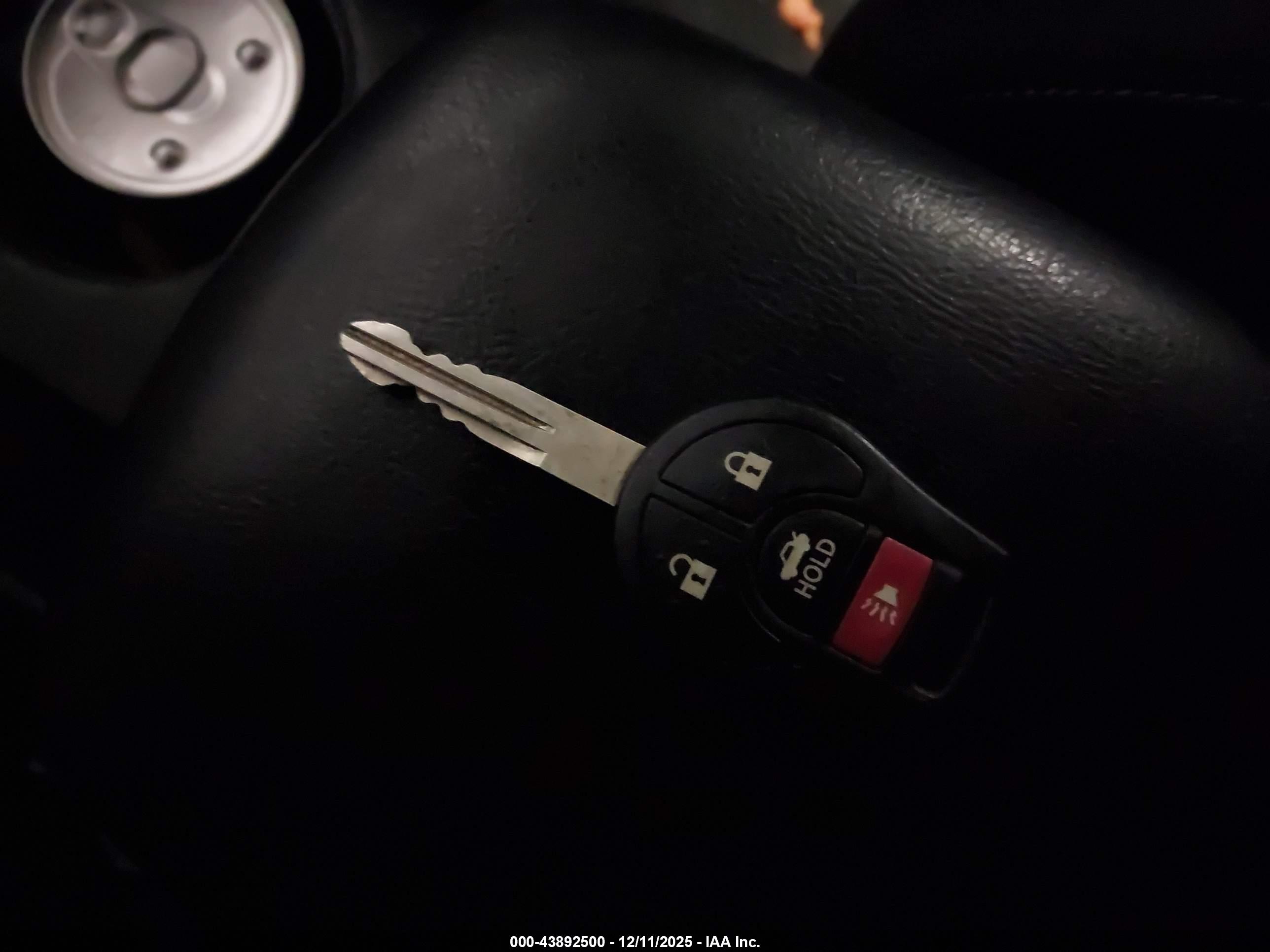 NISSAN SENTRA image 9