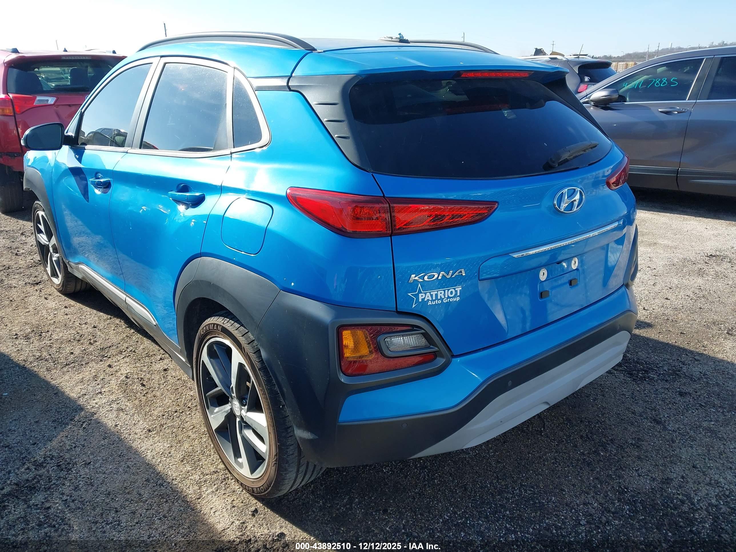 HYUNDAI KONA image 3