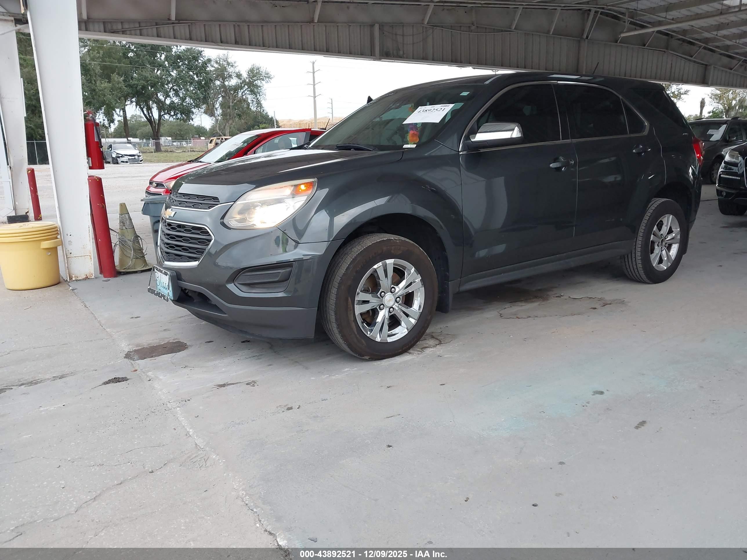 CHEVROLET EQUINOX image 2