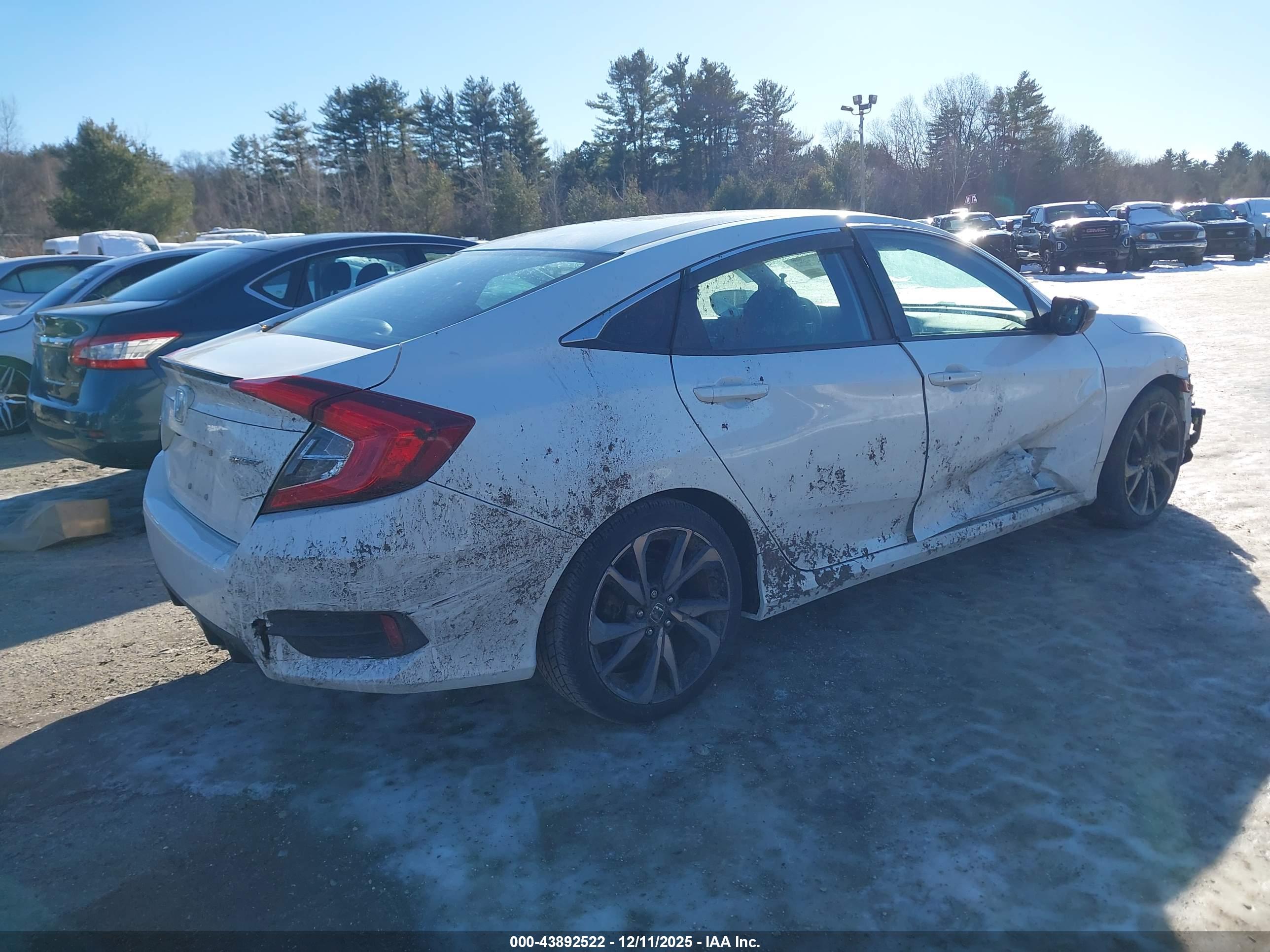 HONDA CIVIC image 4
