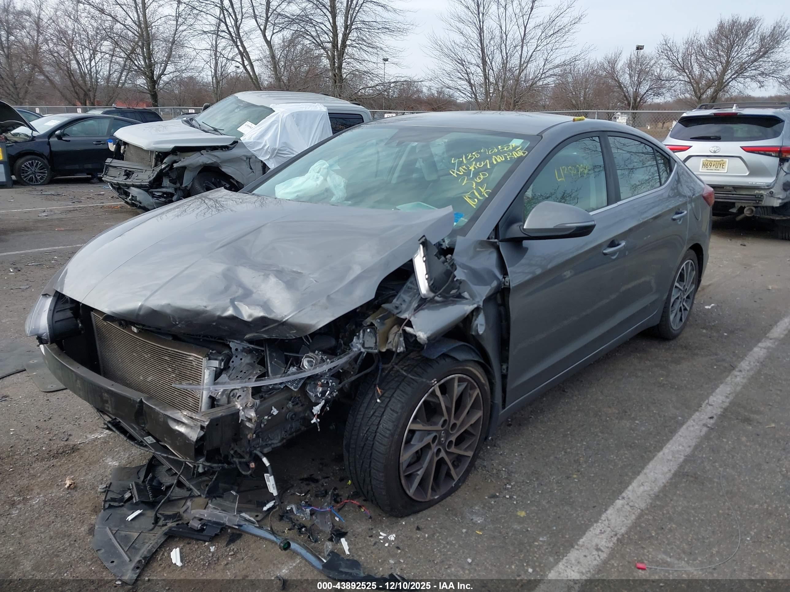 HYUNDAI ELANTRA image 6