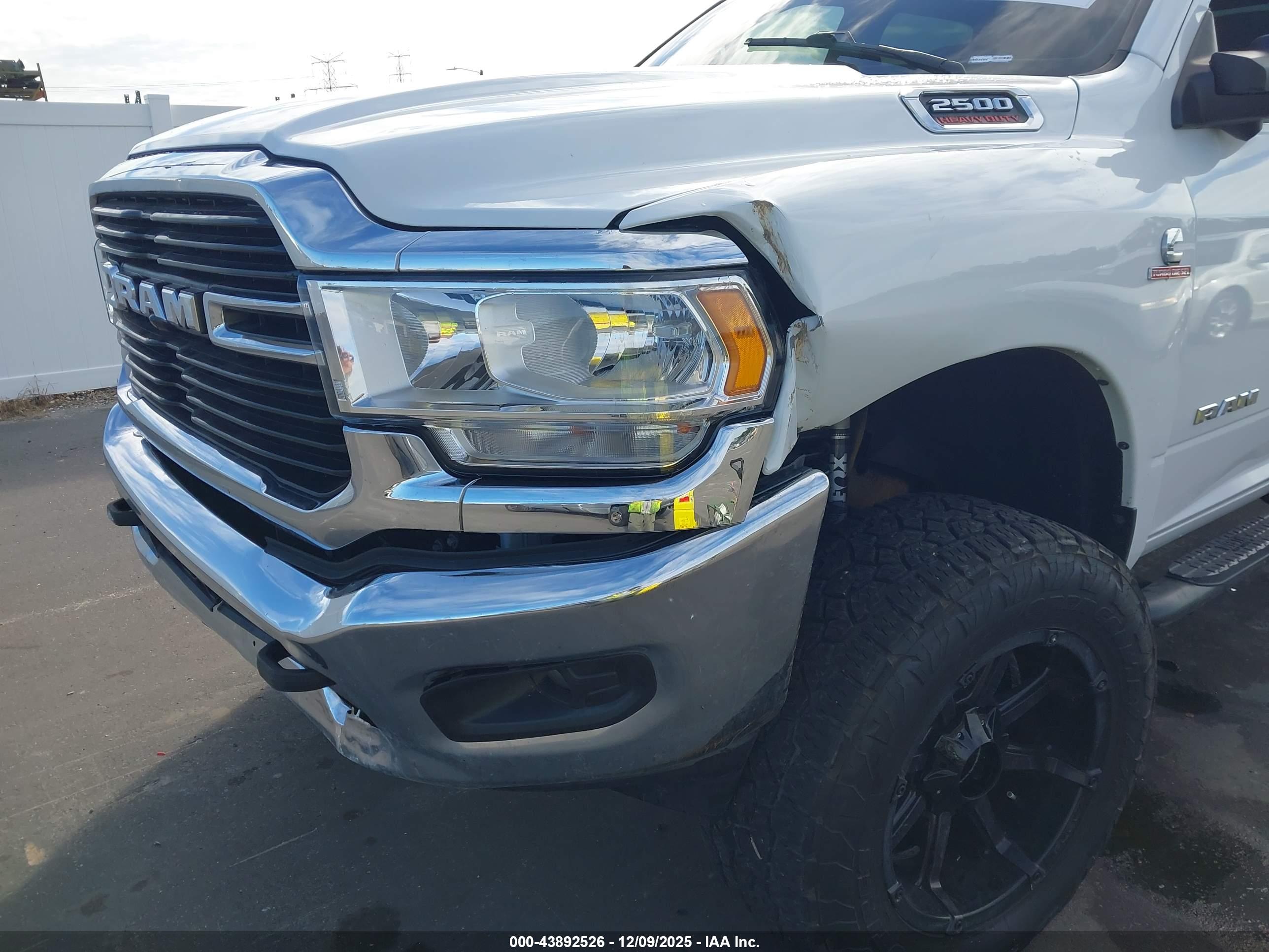 RAM 2500 image 6