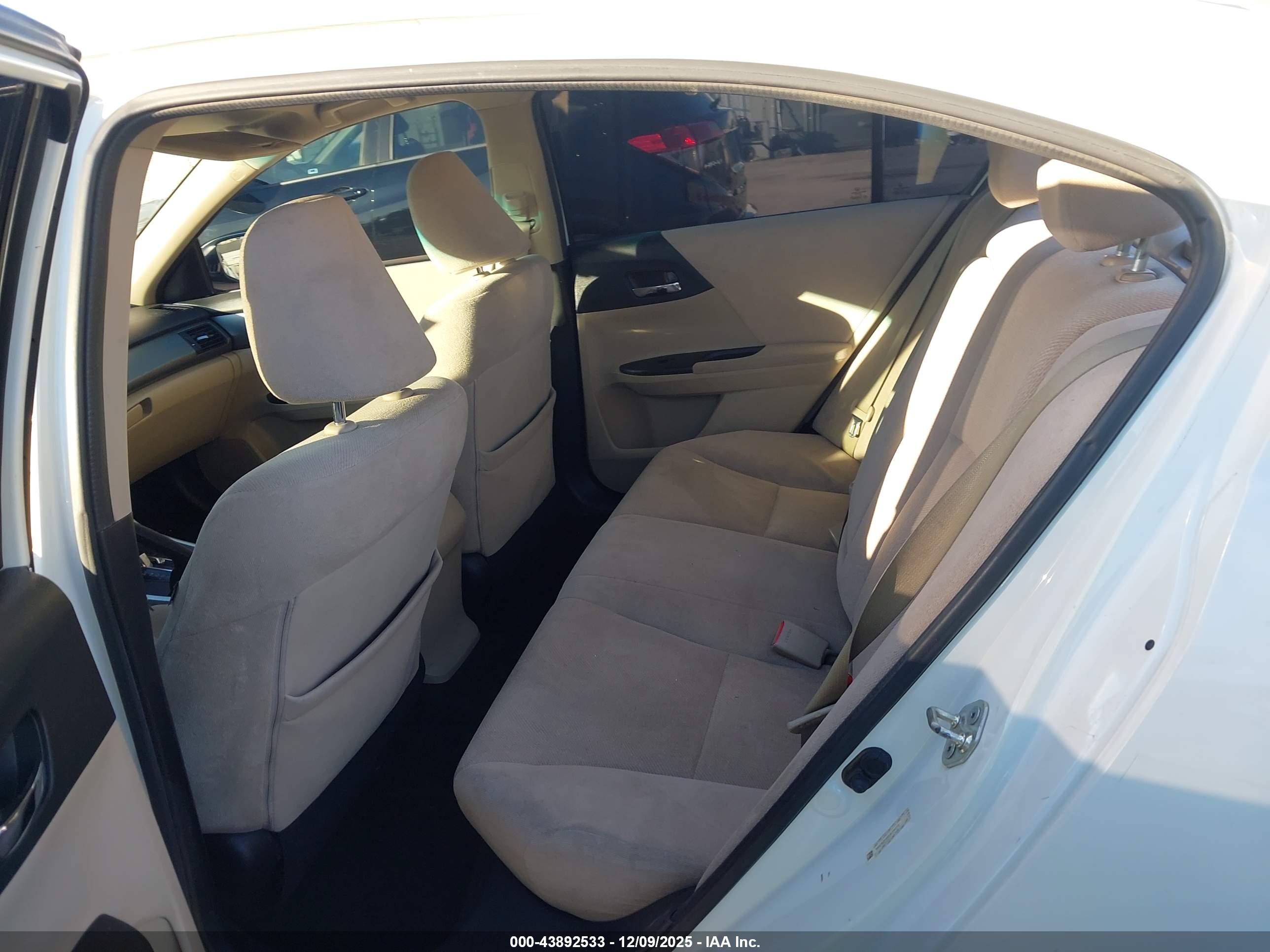 HONDA ACCORD image 8