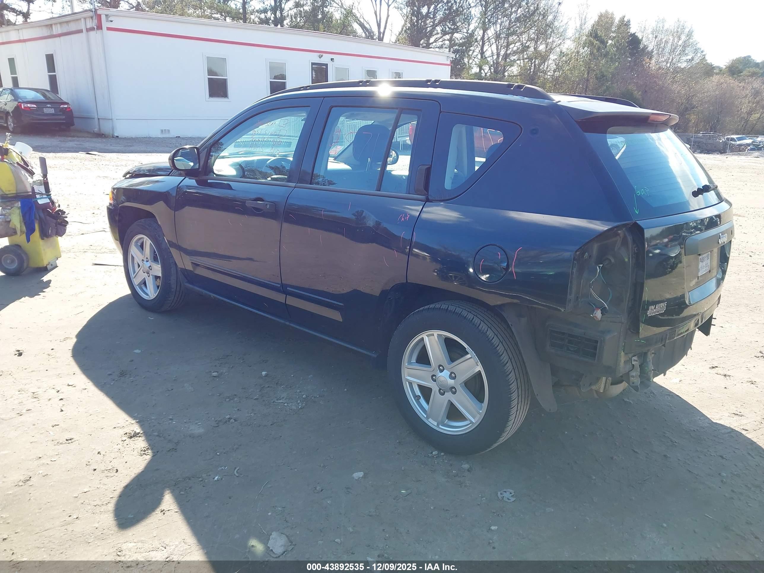 JEEP COMPASS image 3