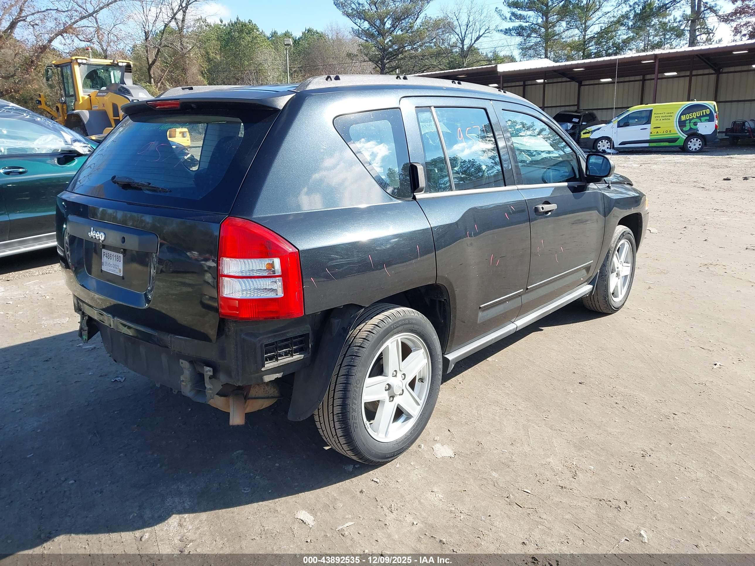 JEEP COMPASS image 4
