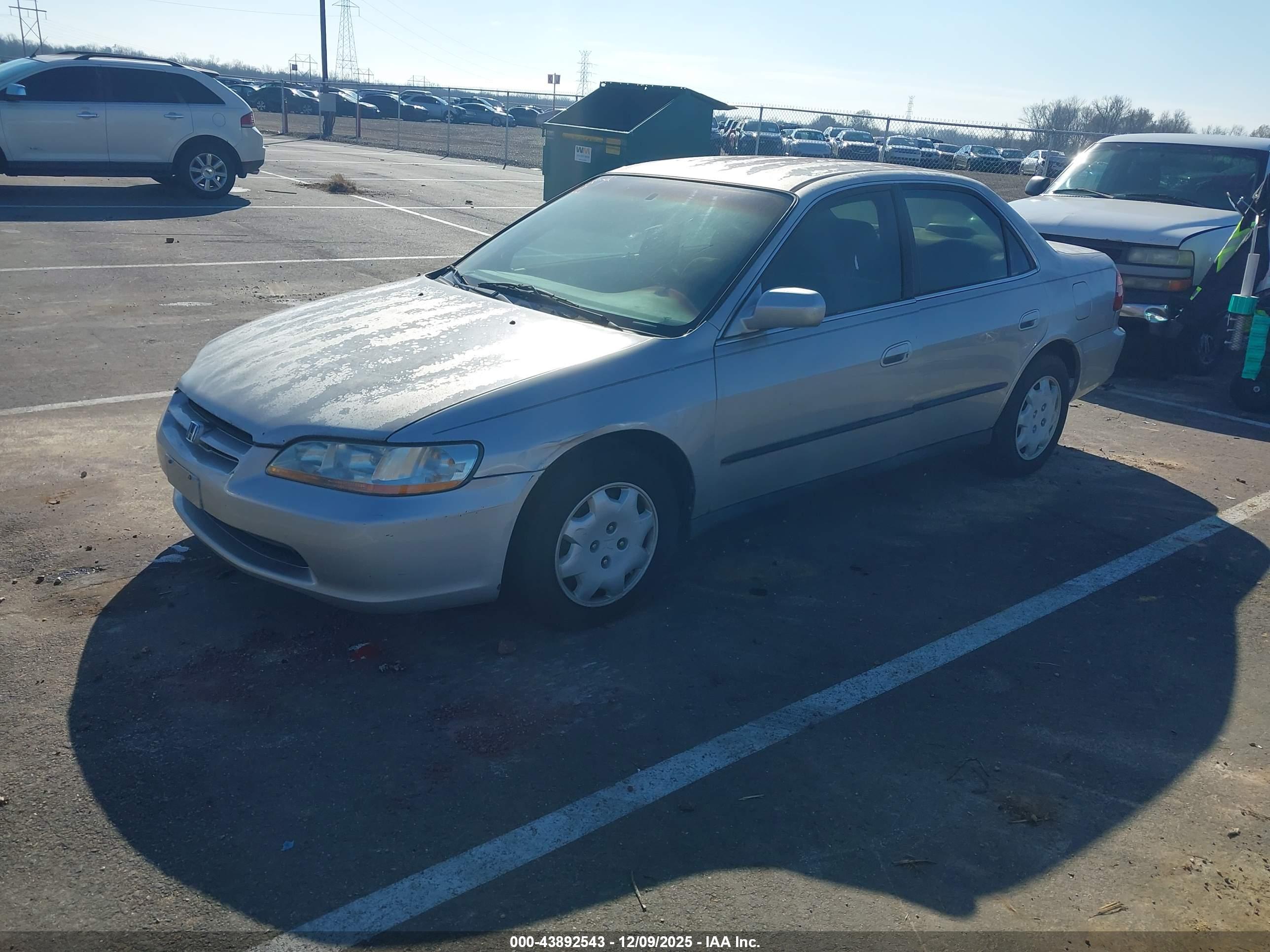 HONDA ACCORD image 2