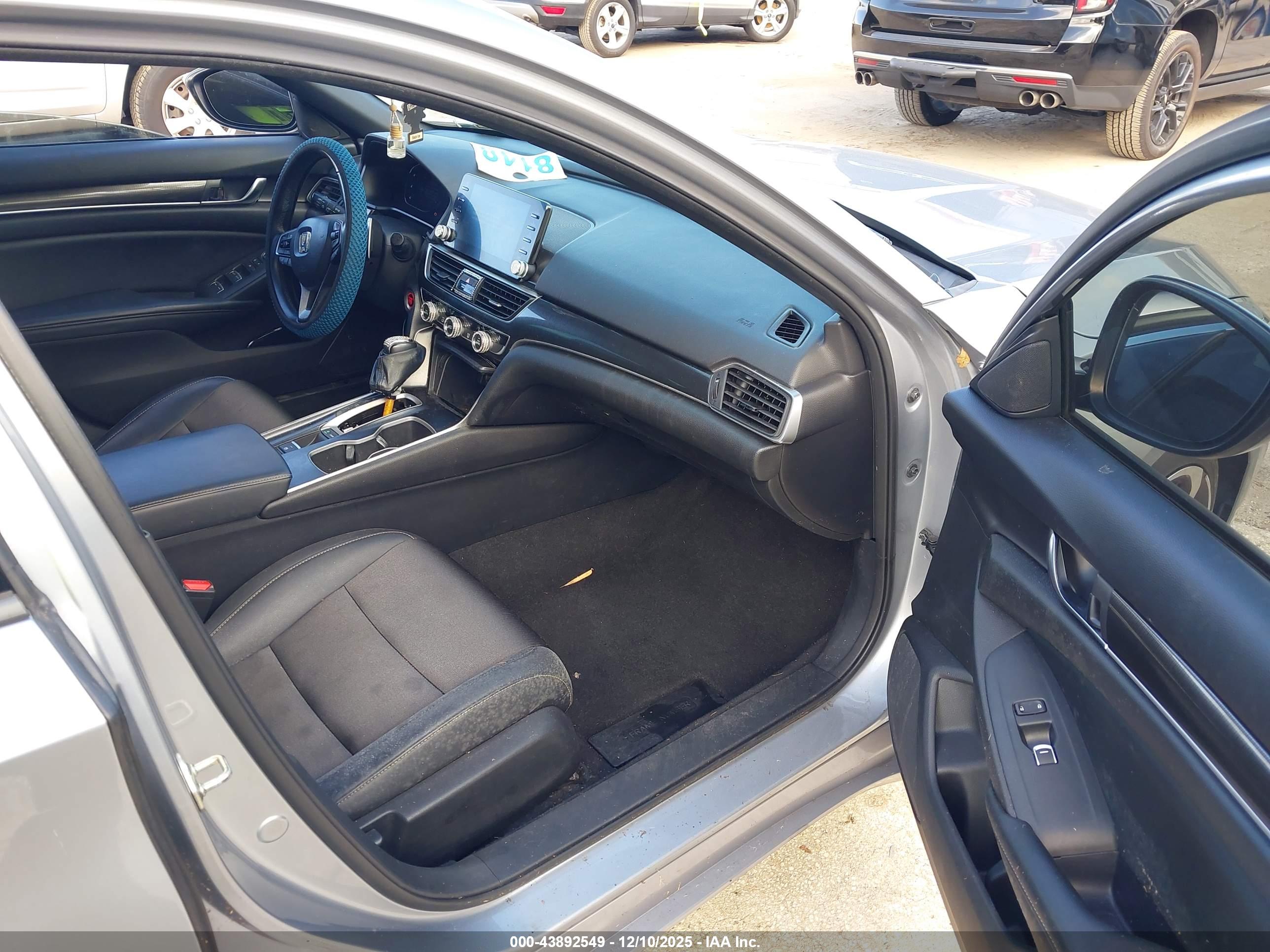 HONDA ACCORD image 5