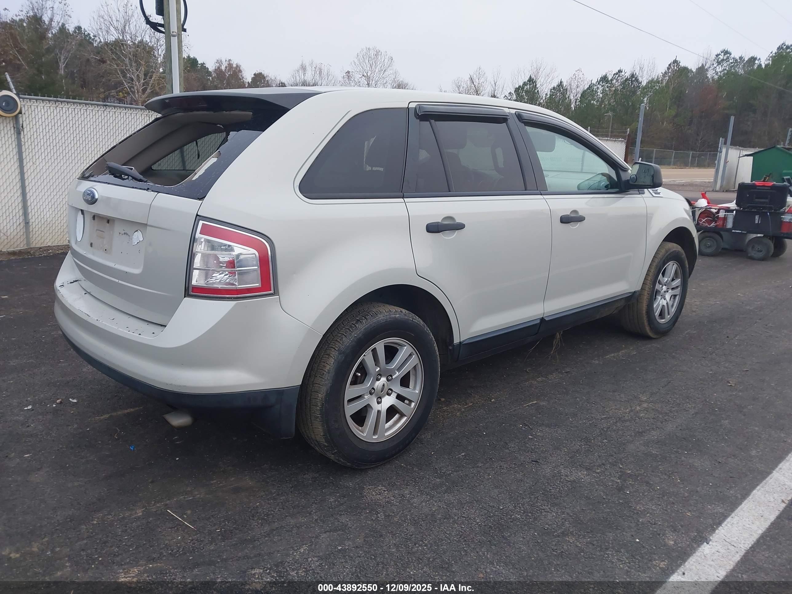 FORD EDGE image 4