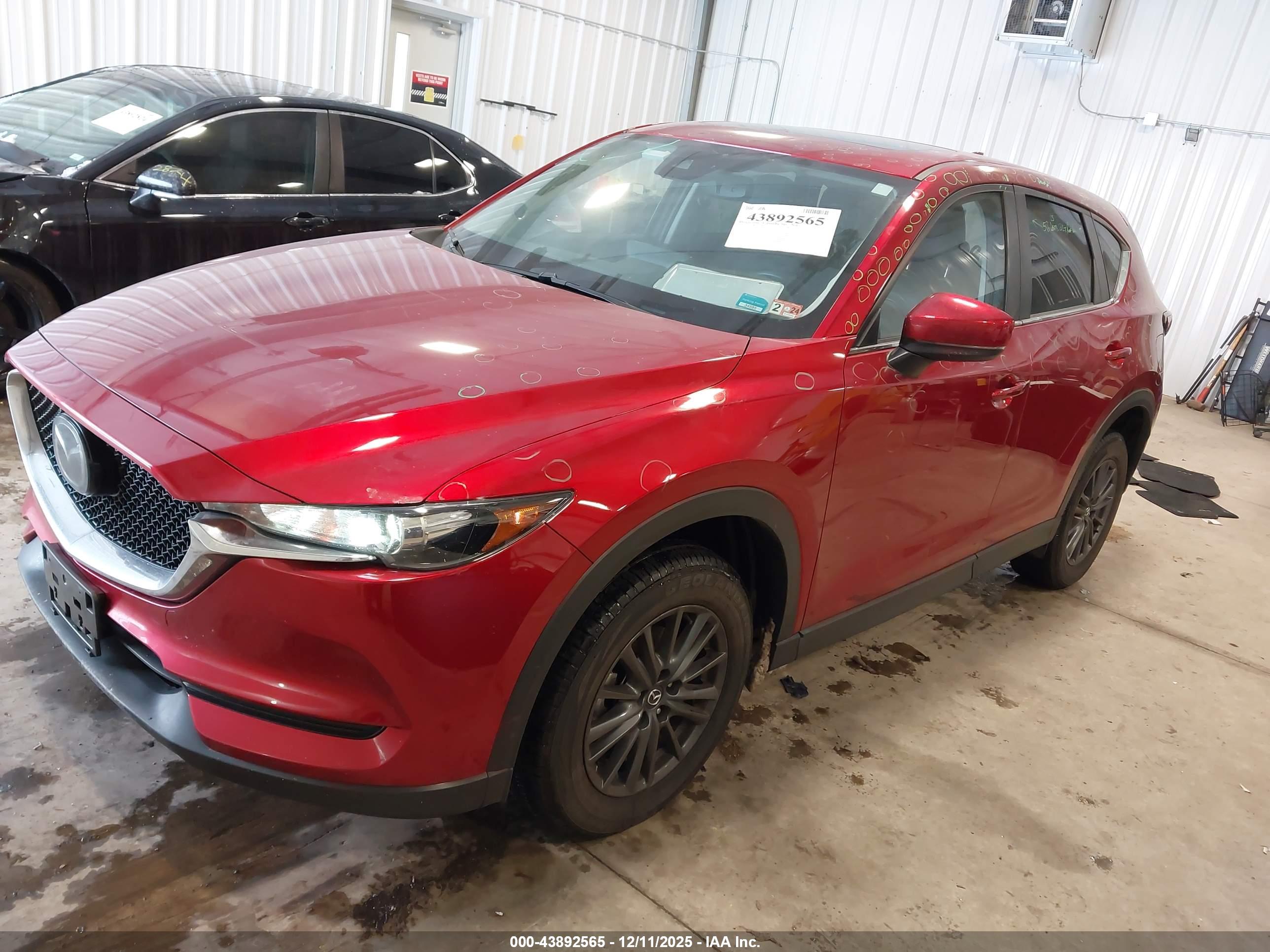 MAZDA CX-5 image 2
