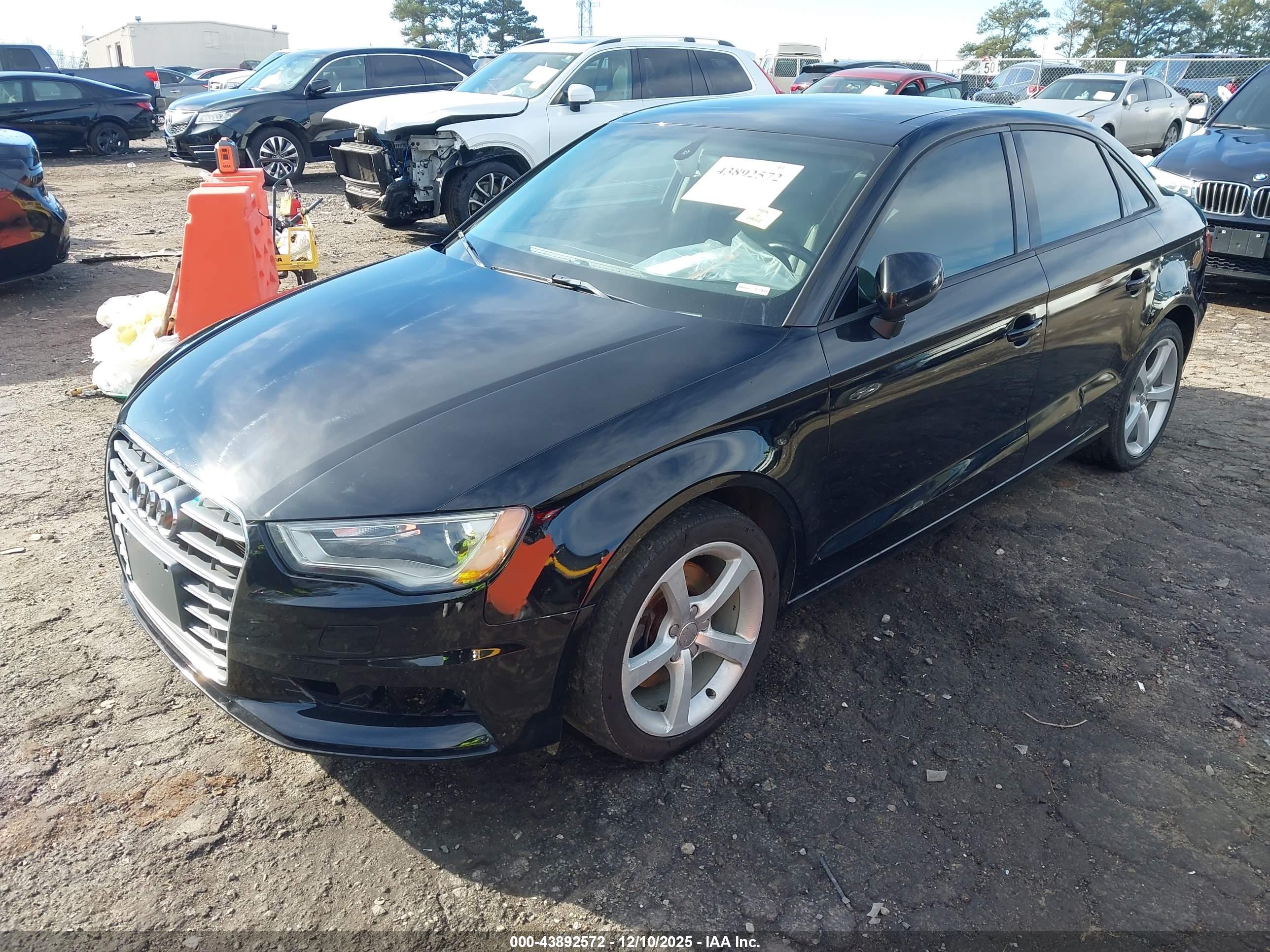 AUDI A3 image 2
