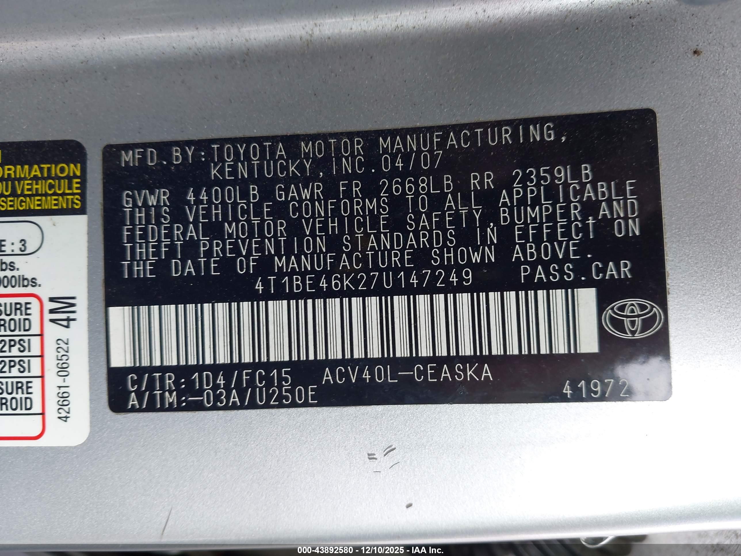 TOYOTA CAMRY image 9