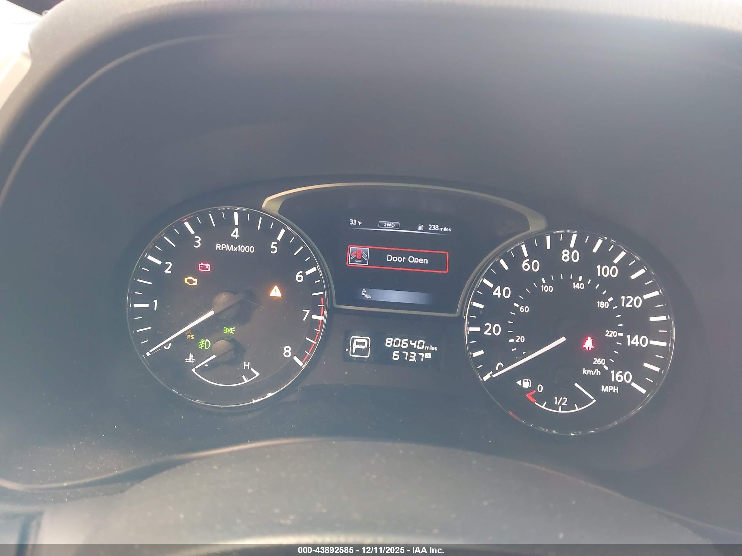 NISSAN PATHFINDER image 7