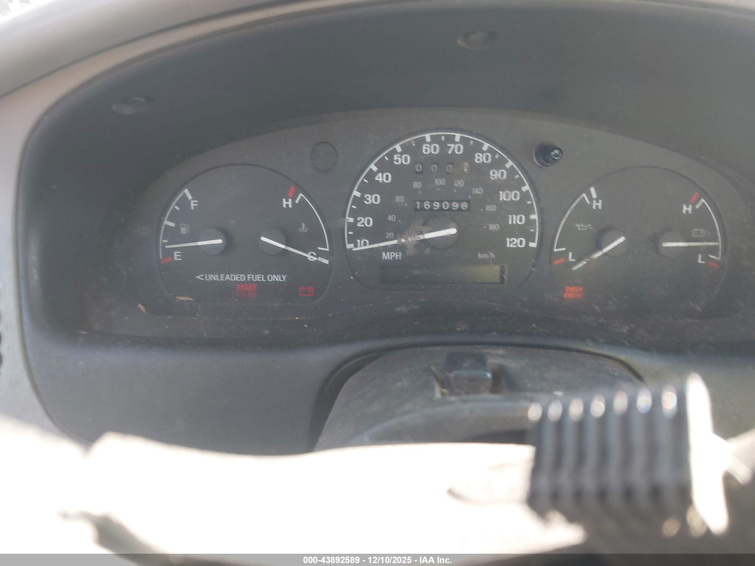 FORD RANGER image 7