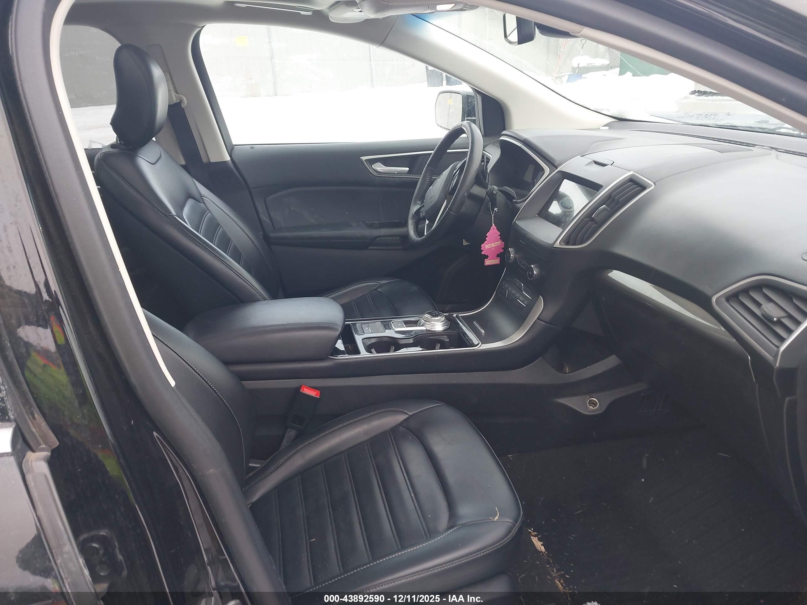 FORD EDGE image 5